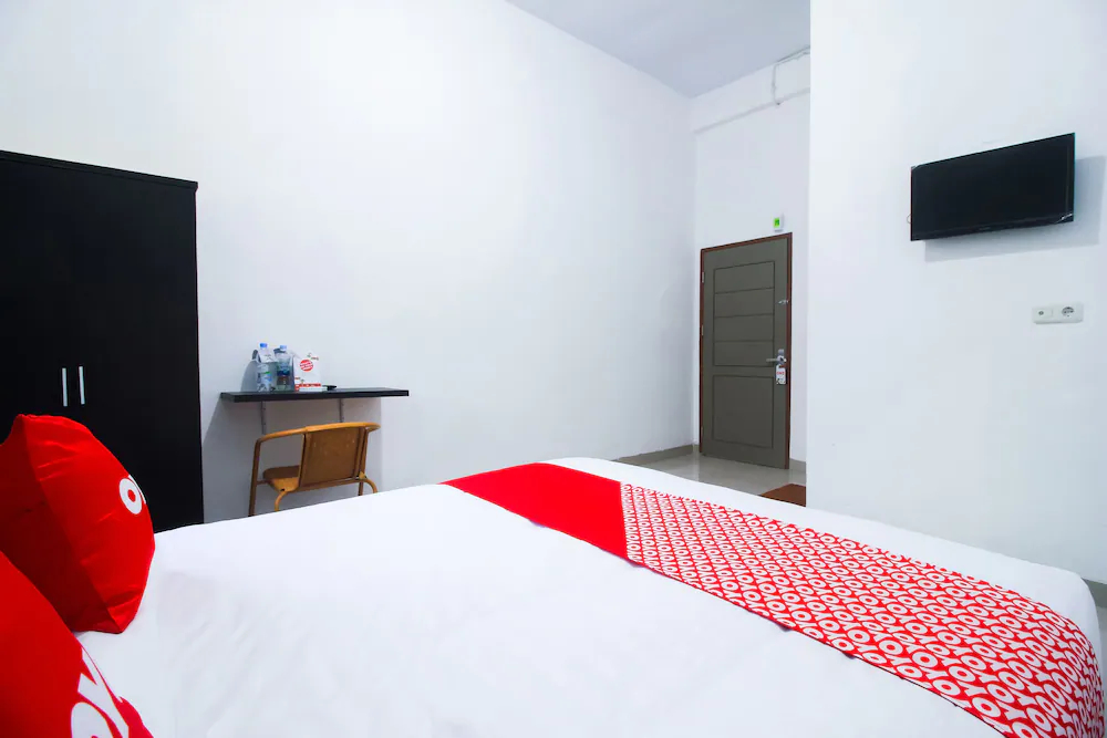 Fajar Residence by OYO Rooms