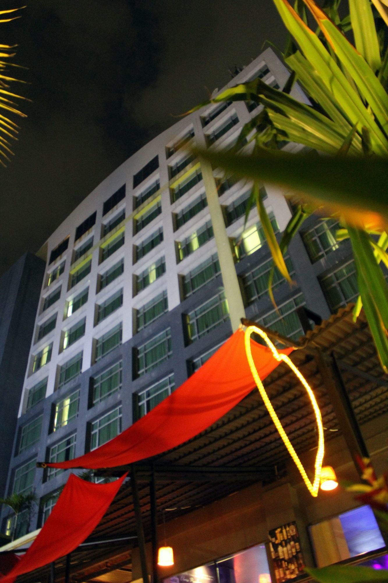 Grand Suka Hotel