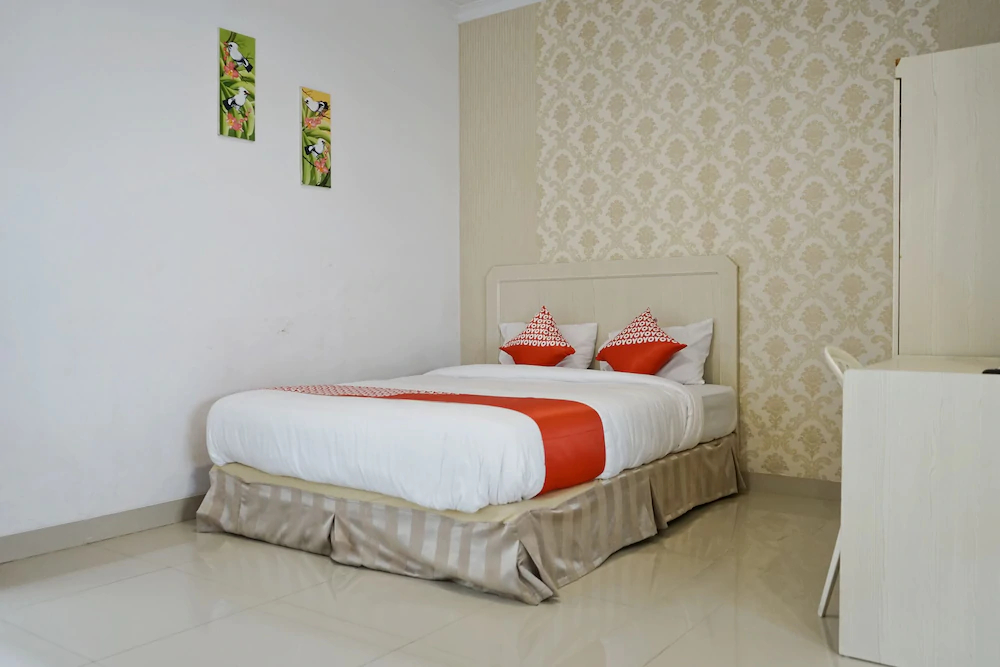 Home Sty Residence by OYO Rooms