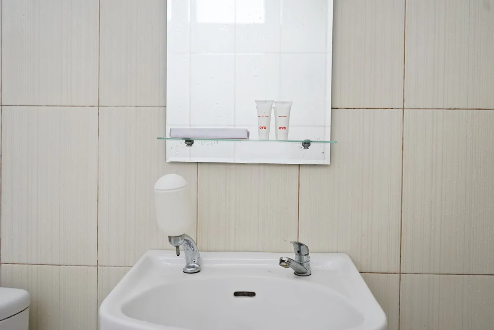 Home Sty Residence by OYO Rooms