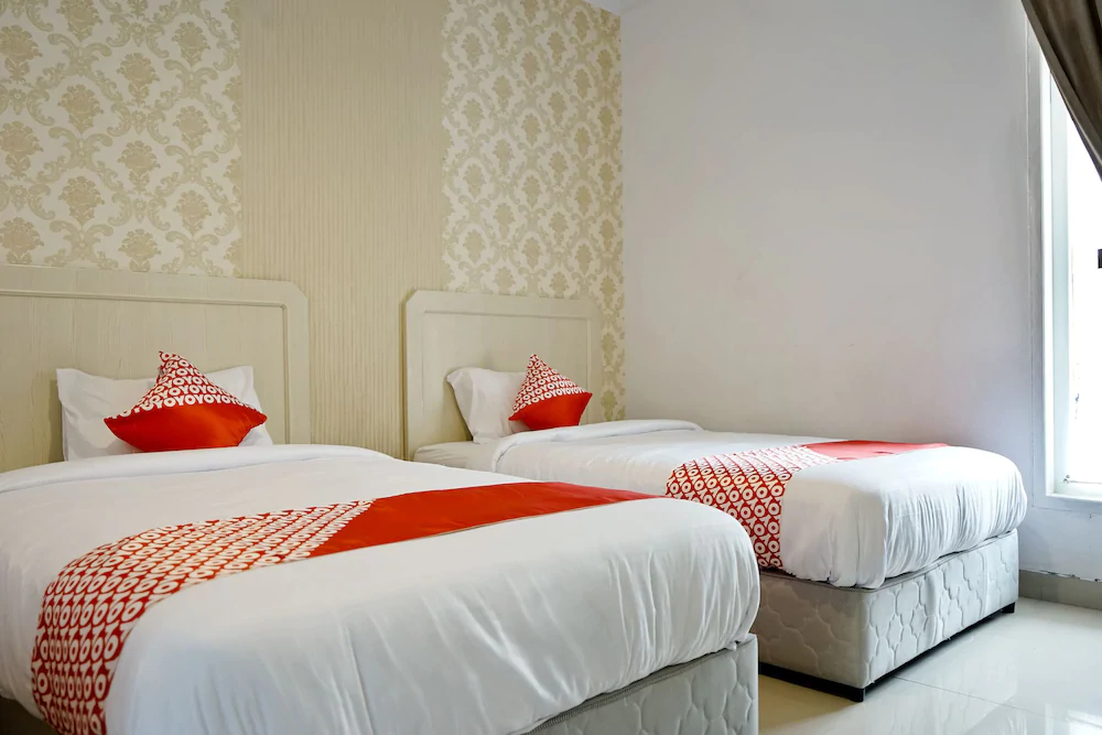 Home Sty Residence by OYO Rooms