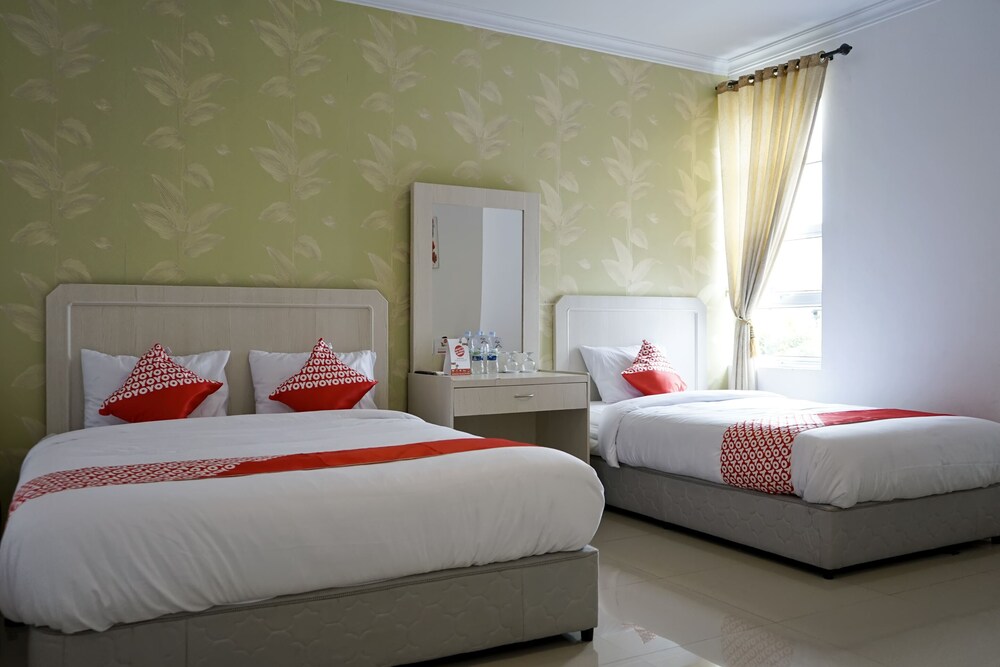 Home Sty Residence by OYO Rooms