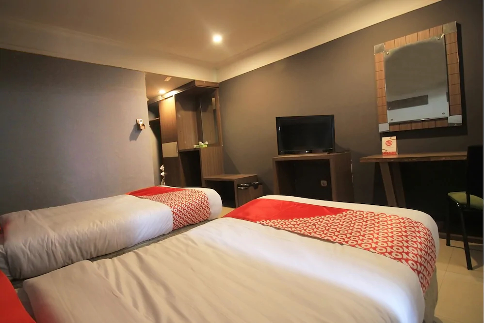 Damon Butik Hotel by OYO Rooms