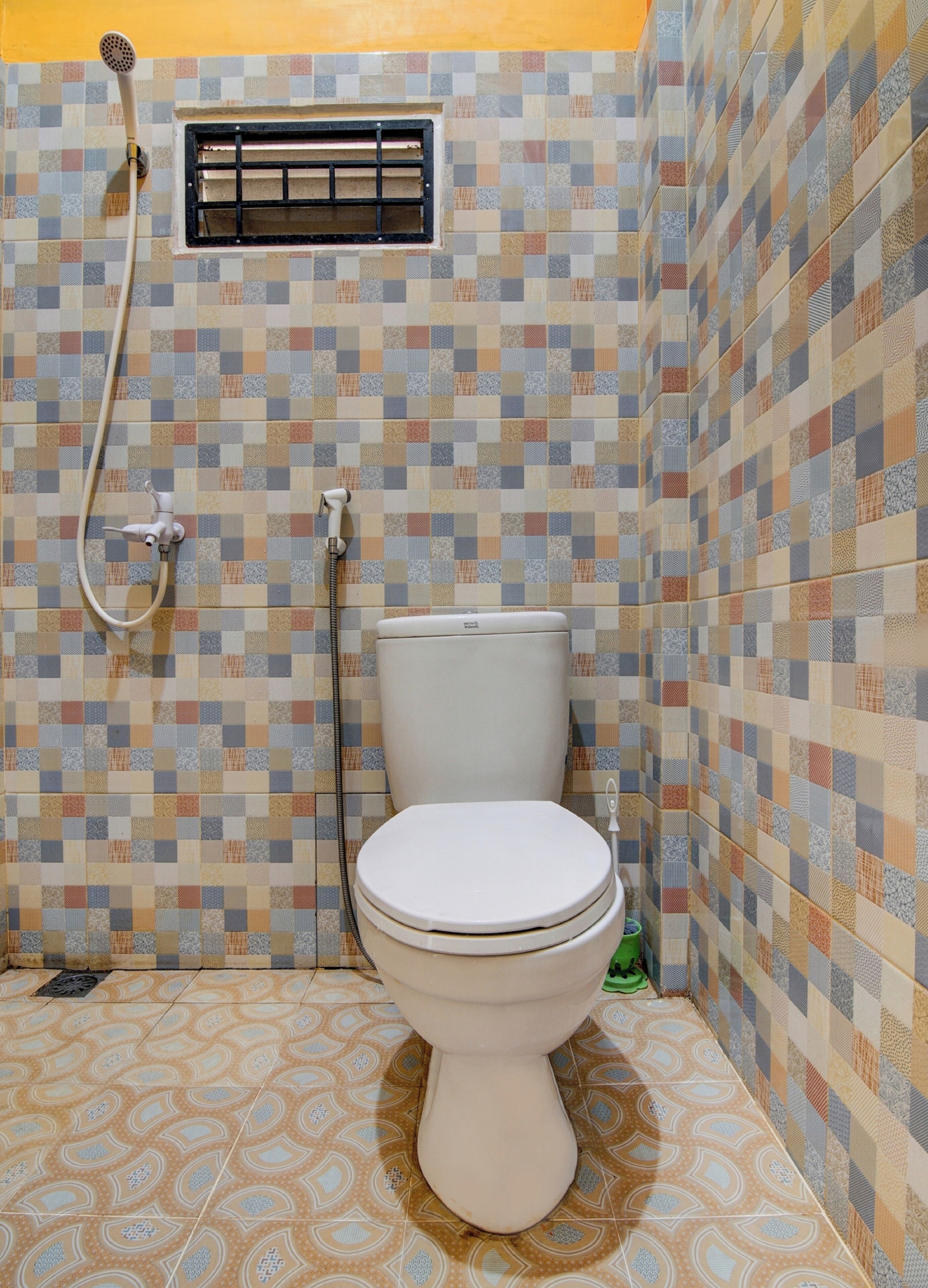 Penginapan Geby Syariah by OYO