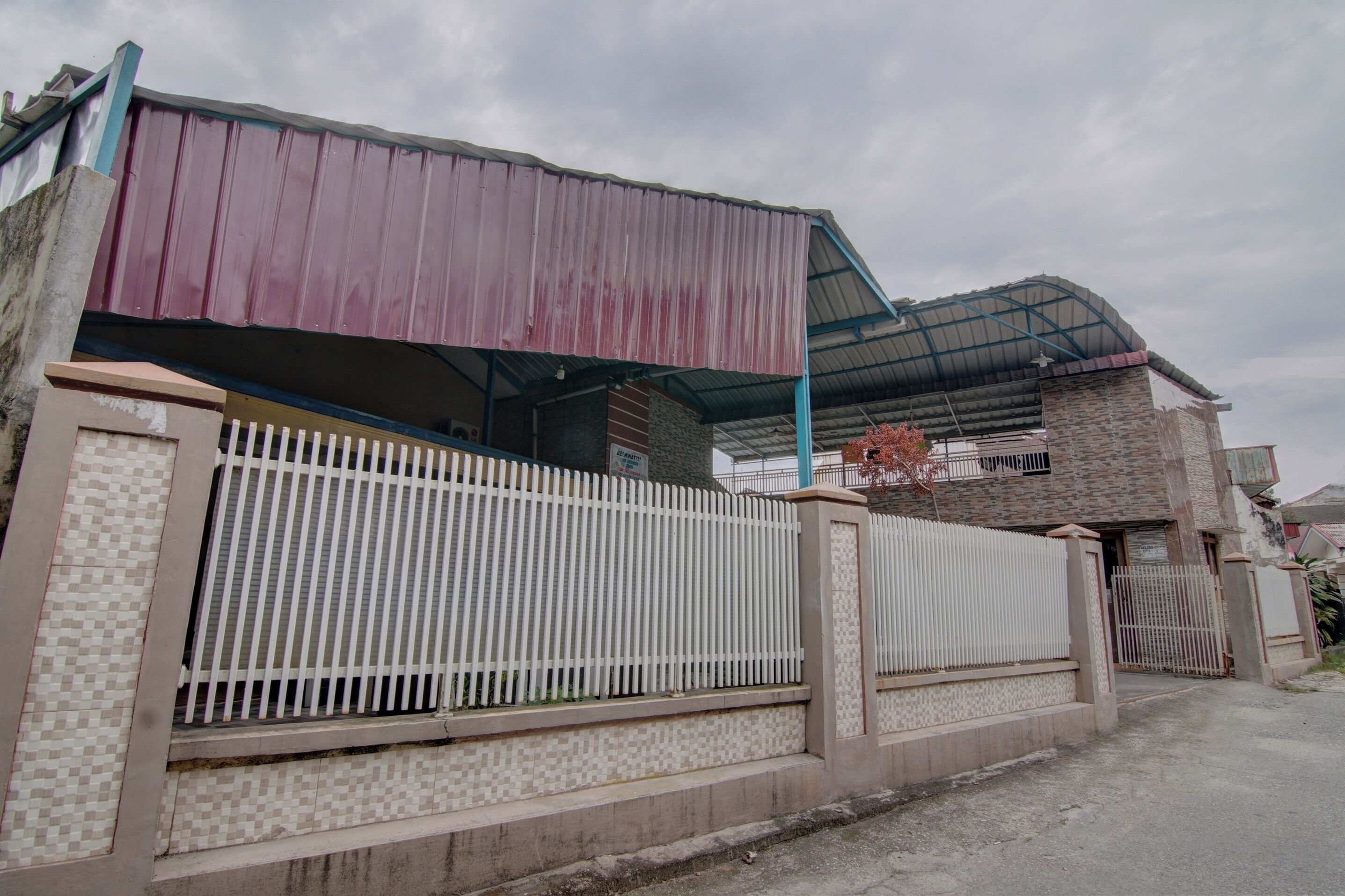 Penginapan Syariah By OYO