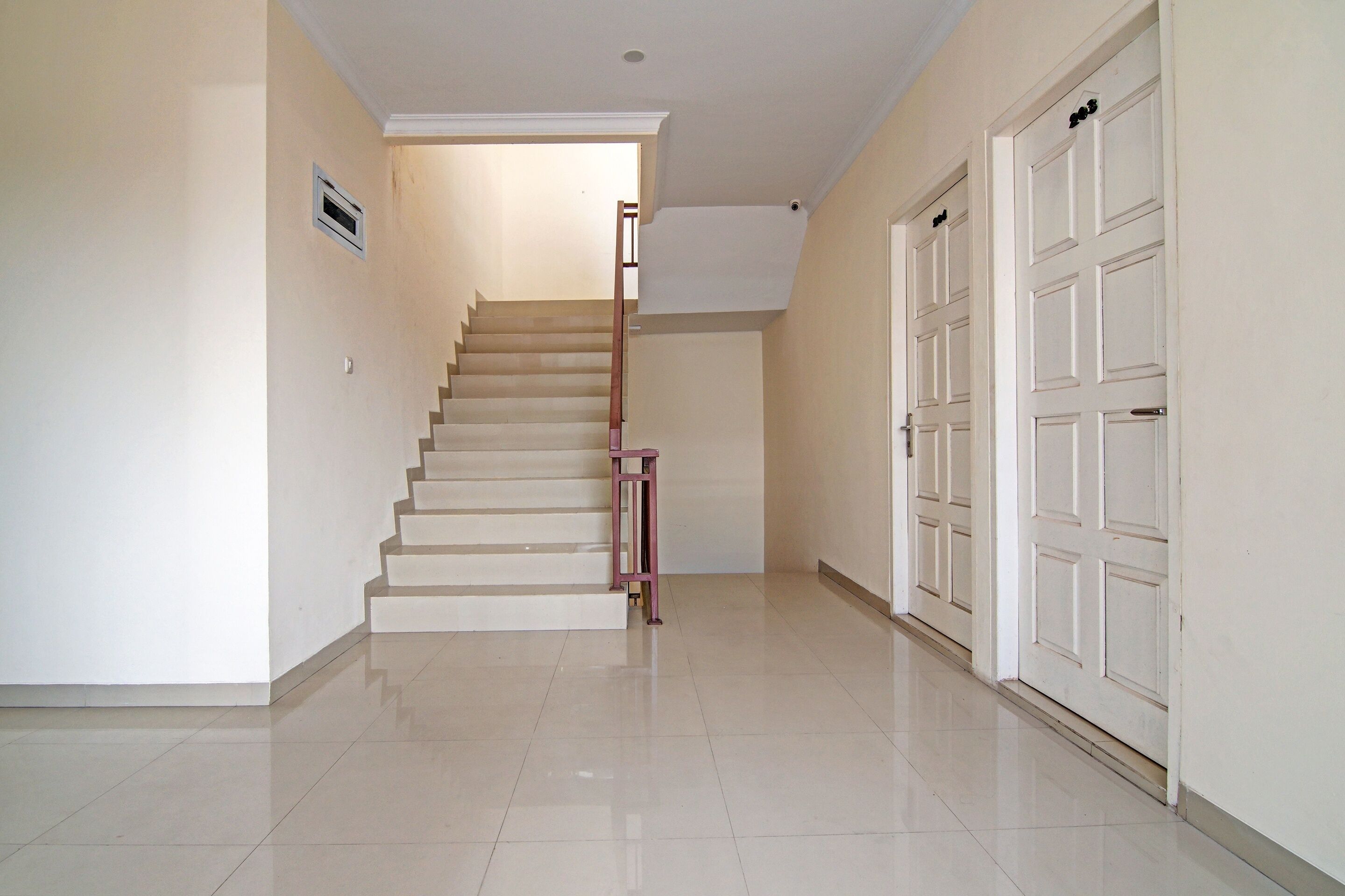 R&S Living Residence By RedDoorz