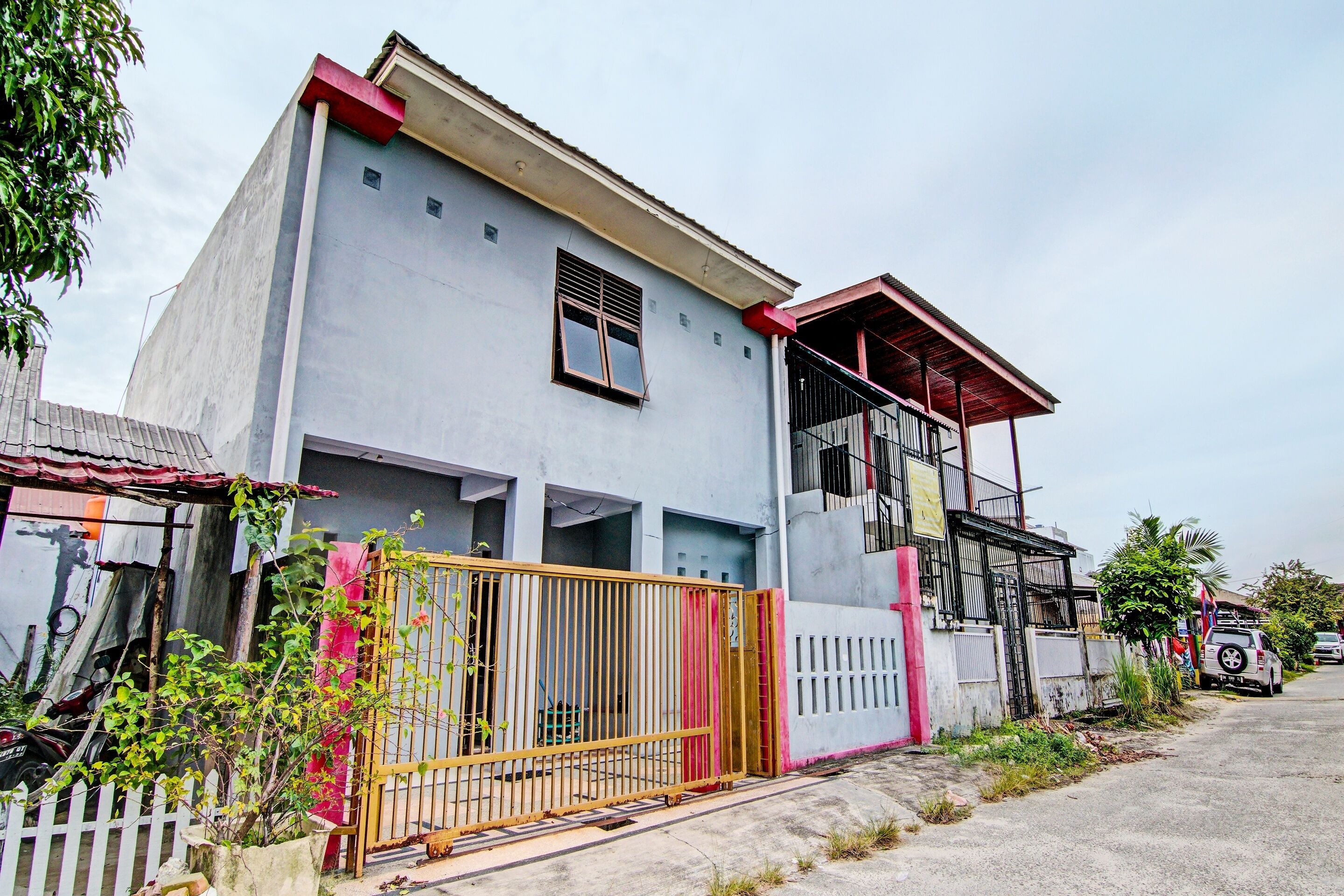 SPOT ON 91828 Homestay Dinda Syariah