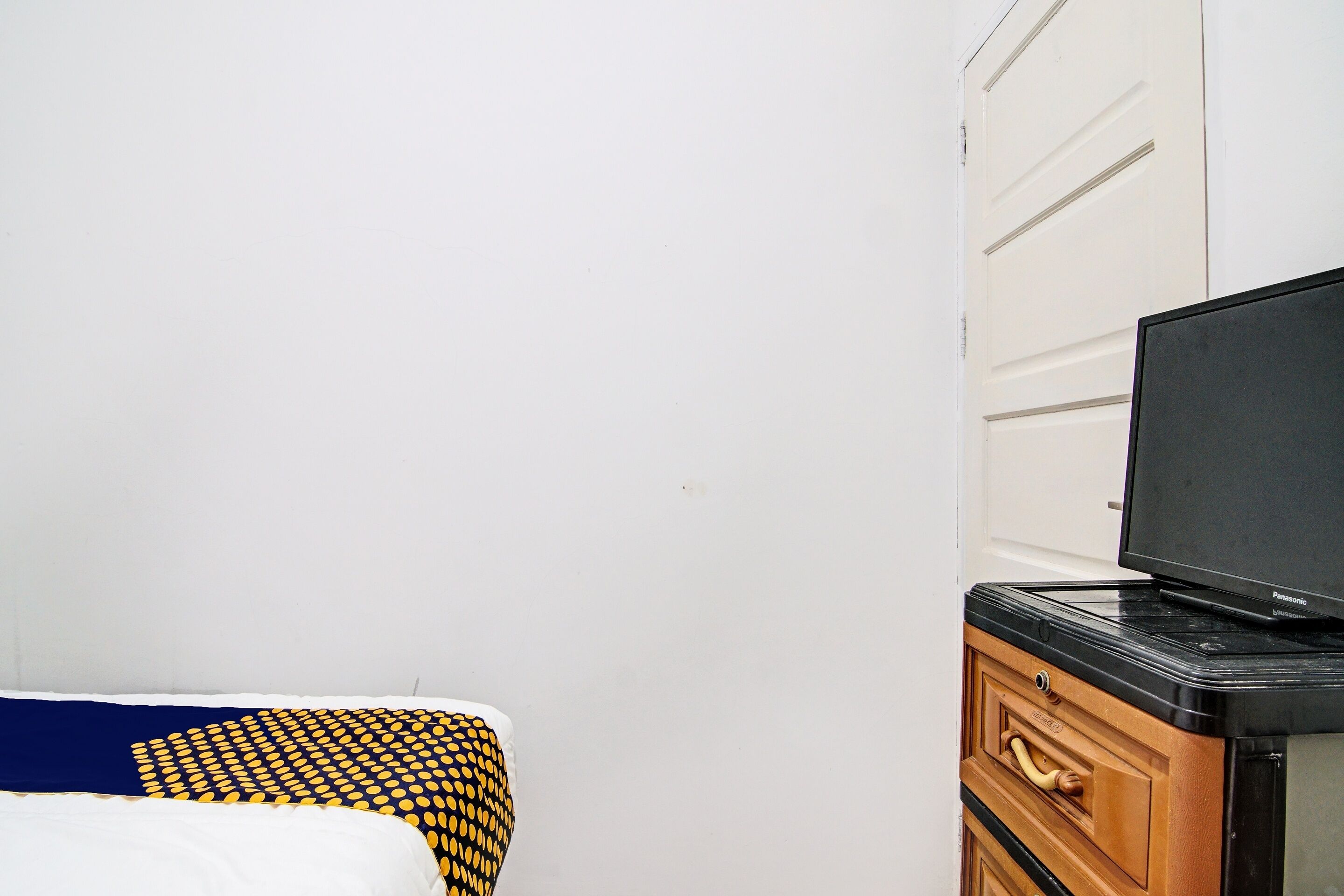 SPOT ON 91828 Homestay Dinda Syariah