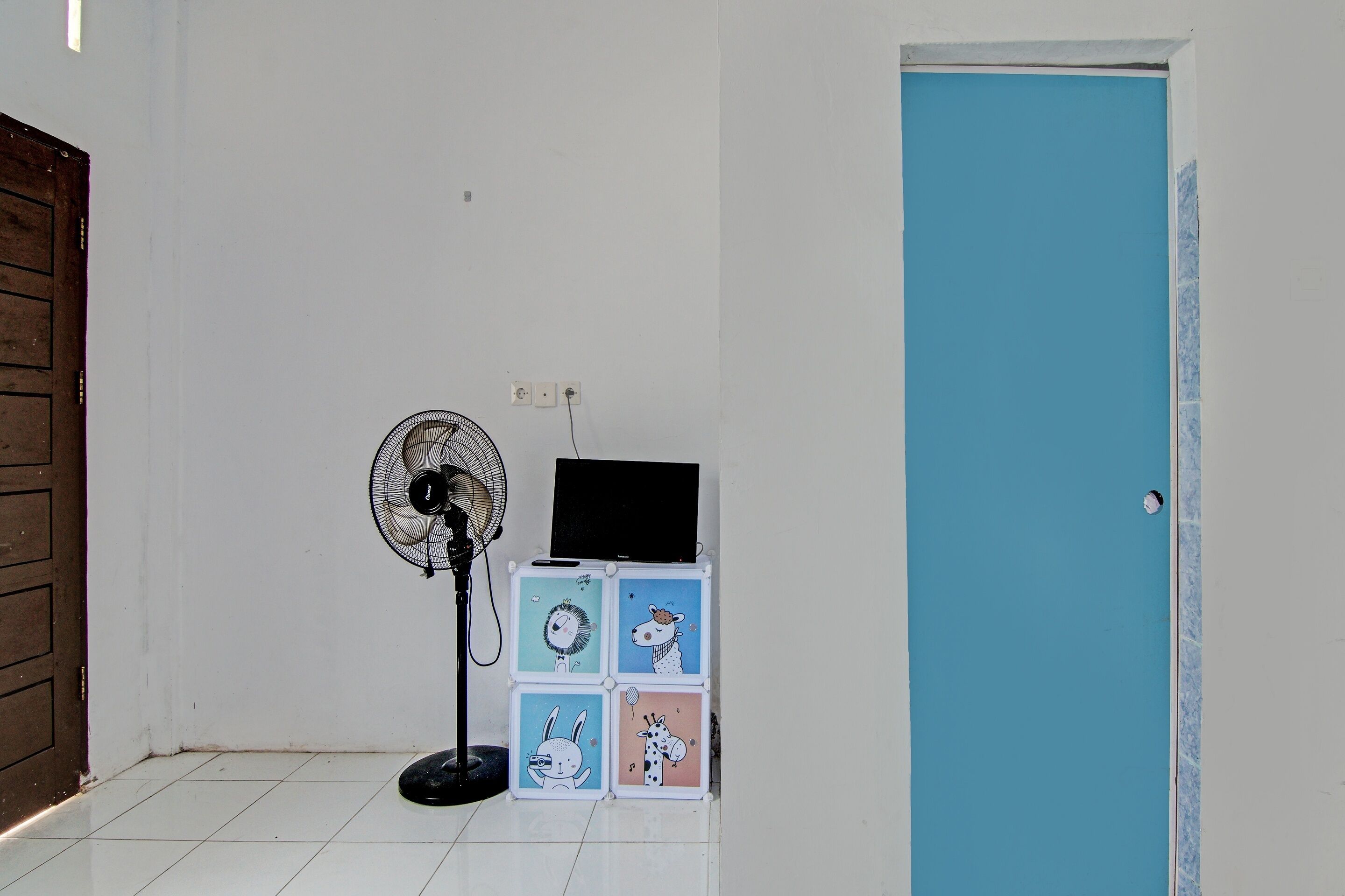 SPOT ON 91828 Homestay Dinda Syariah