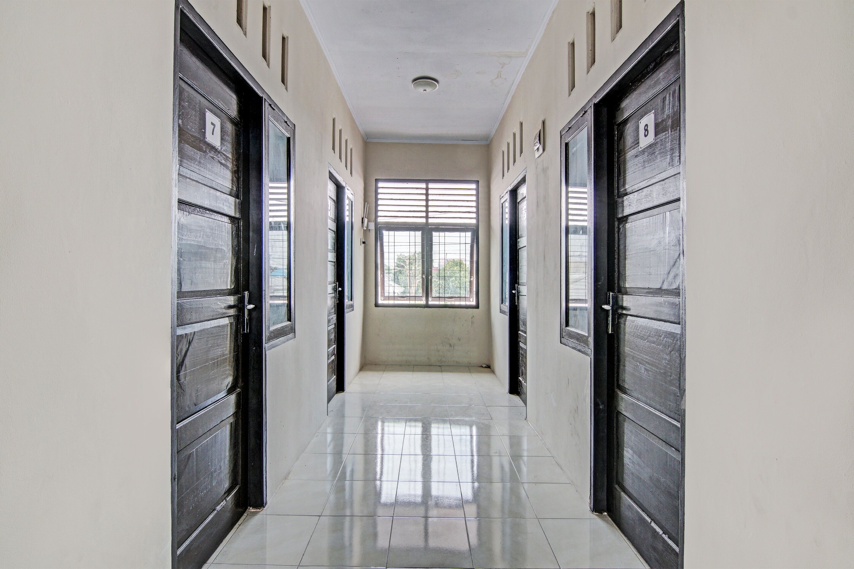 SPOT ON 91828 Homestay Dinda Syariah