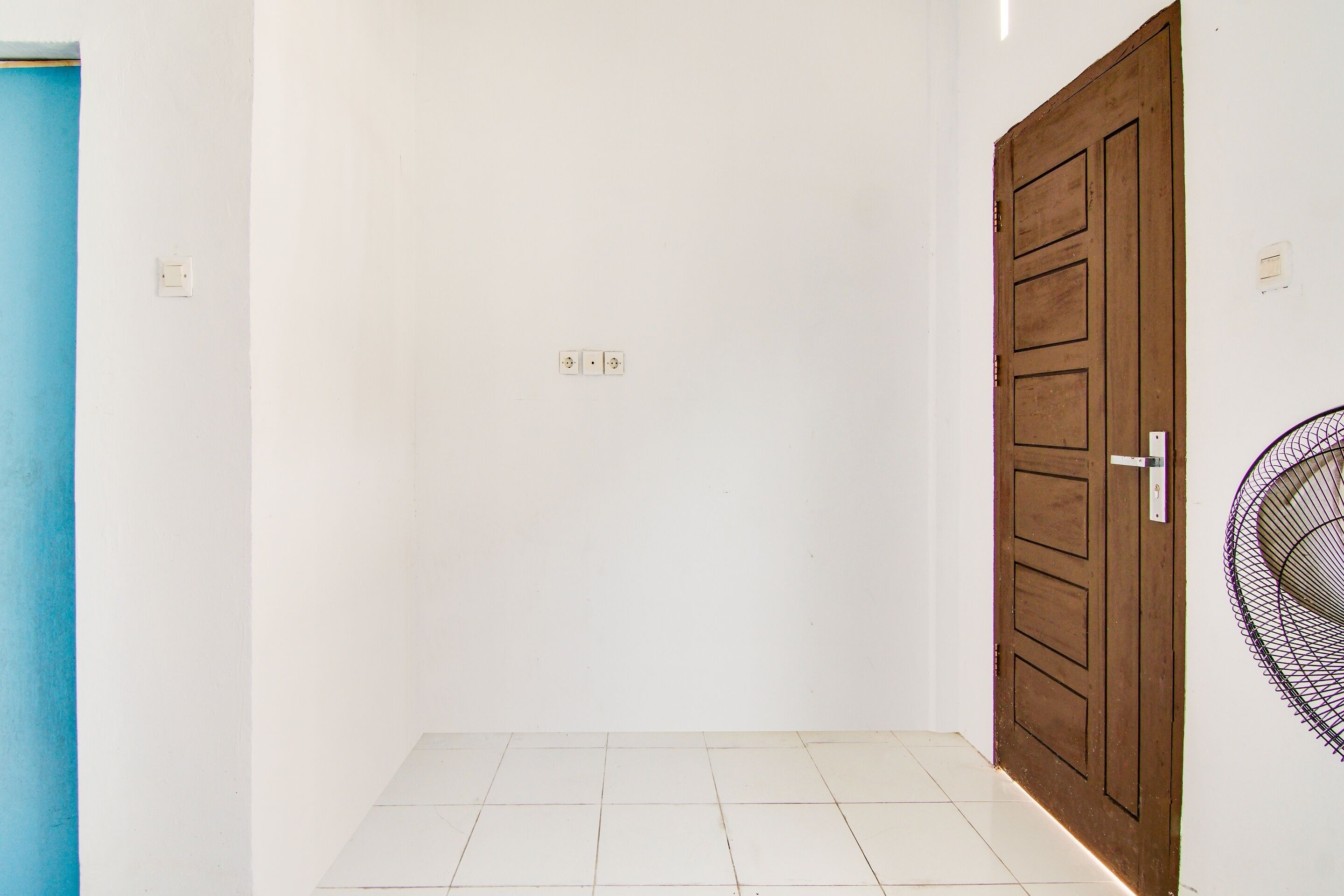 SPOT ON 91858 Raja Homestay Syariah