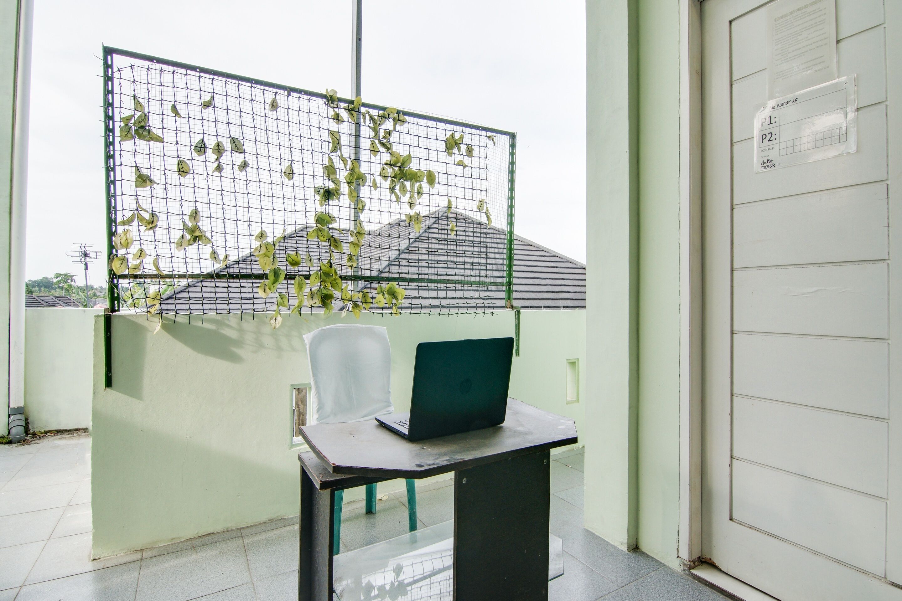 SPOT ON 91858 Raja Homestay Syariah