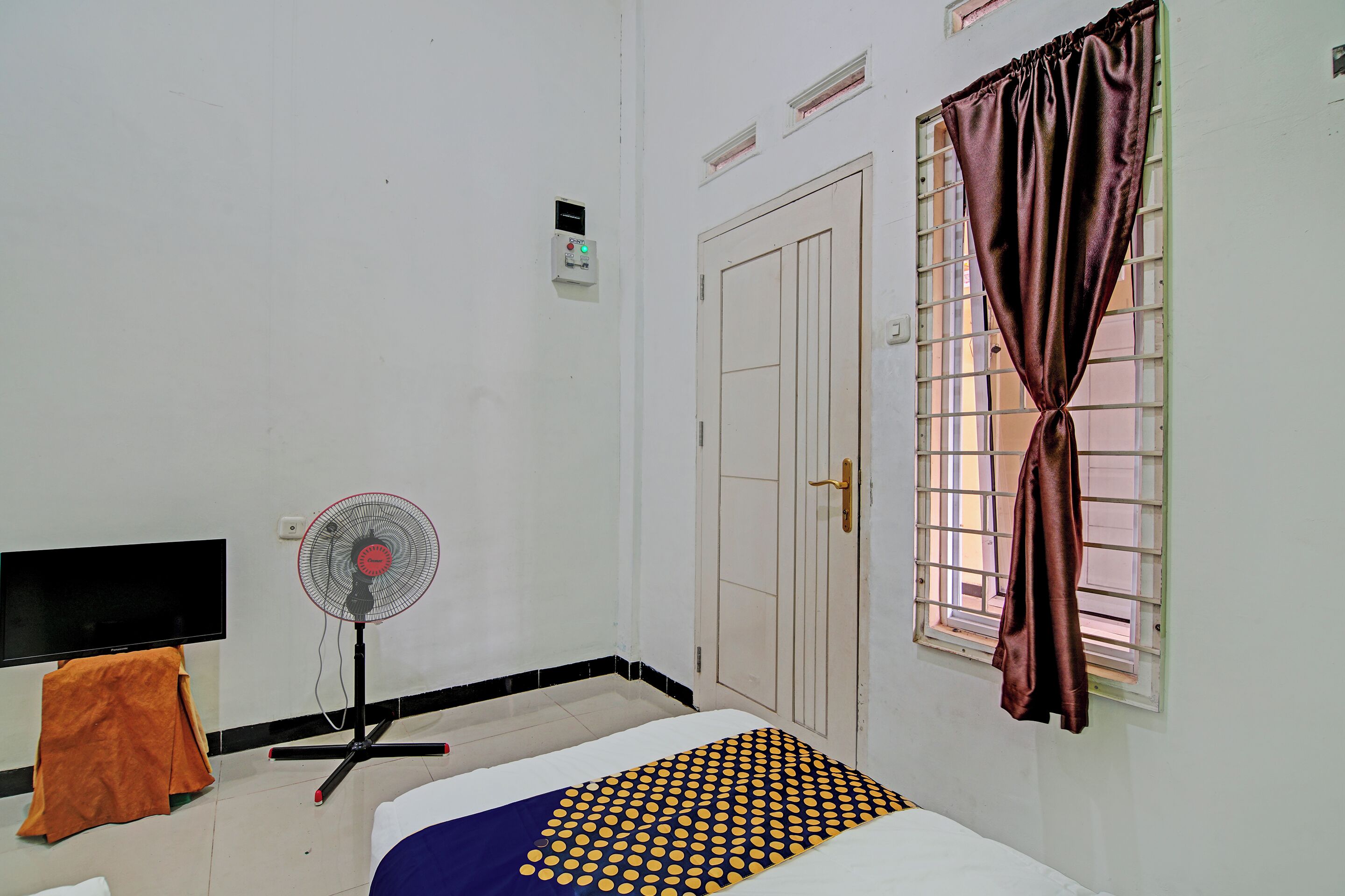 SPOT ON 92801 Penginapan Puti Syariah
