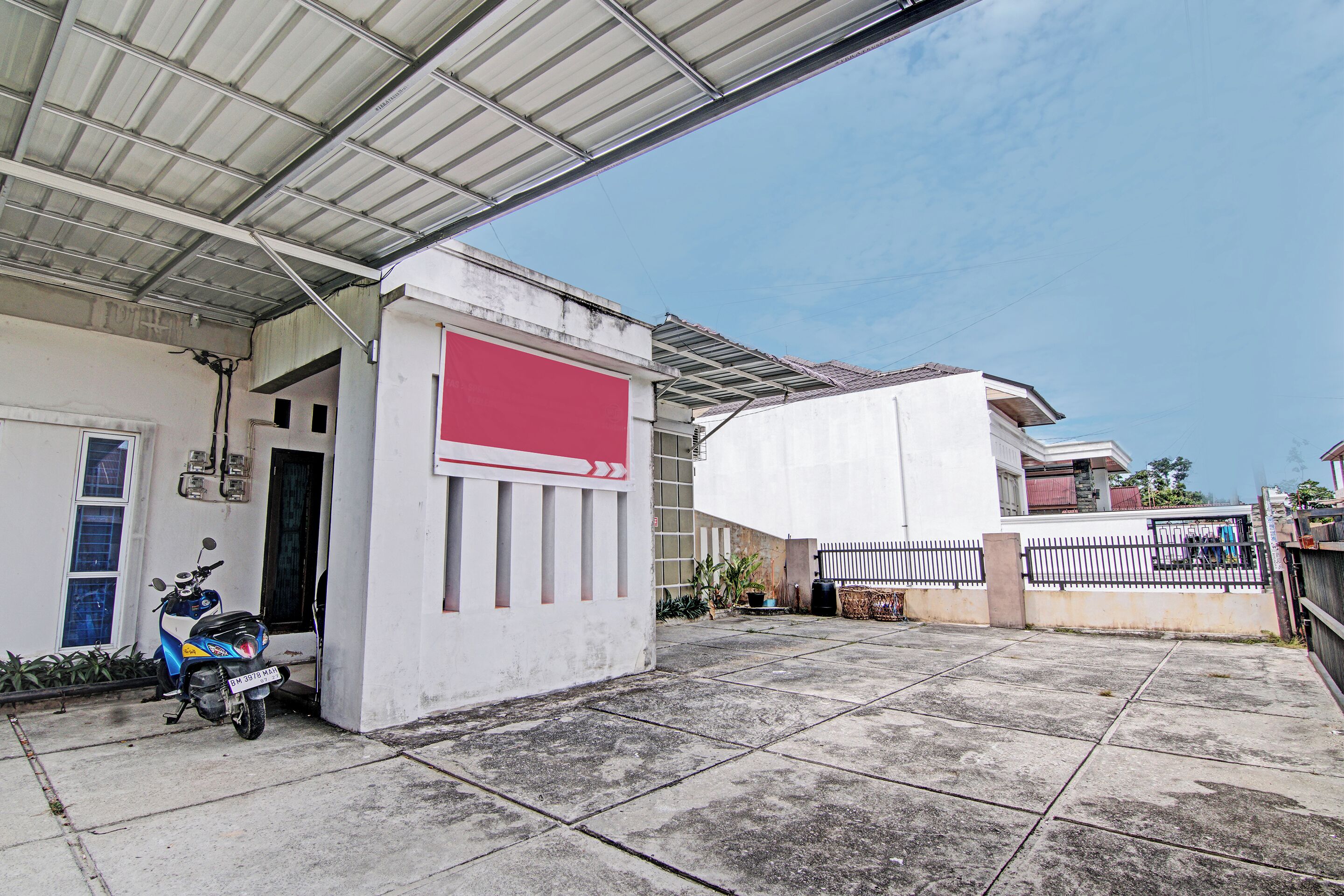 SPOT ON 92801 Penginapan Puti Syariah