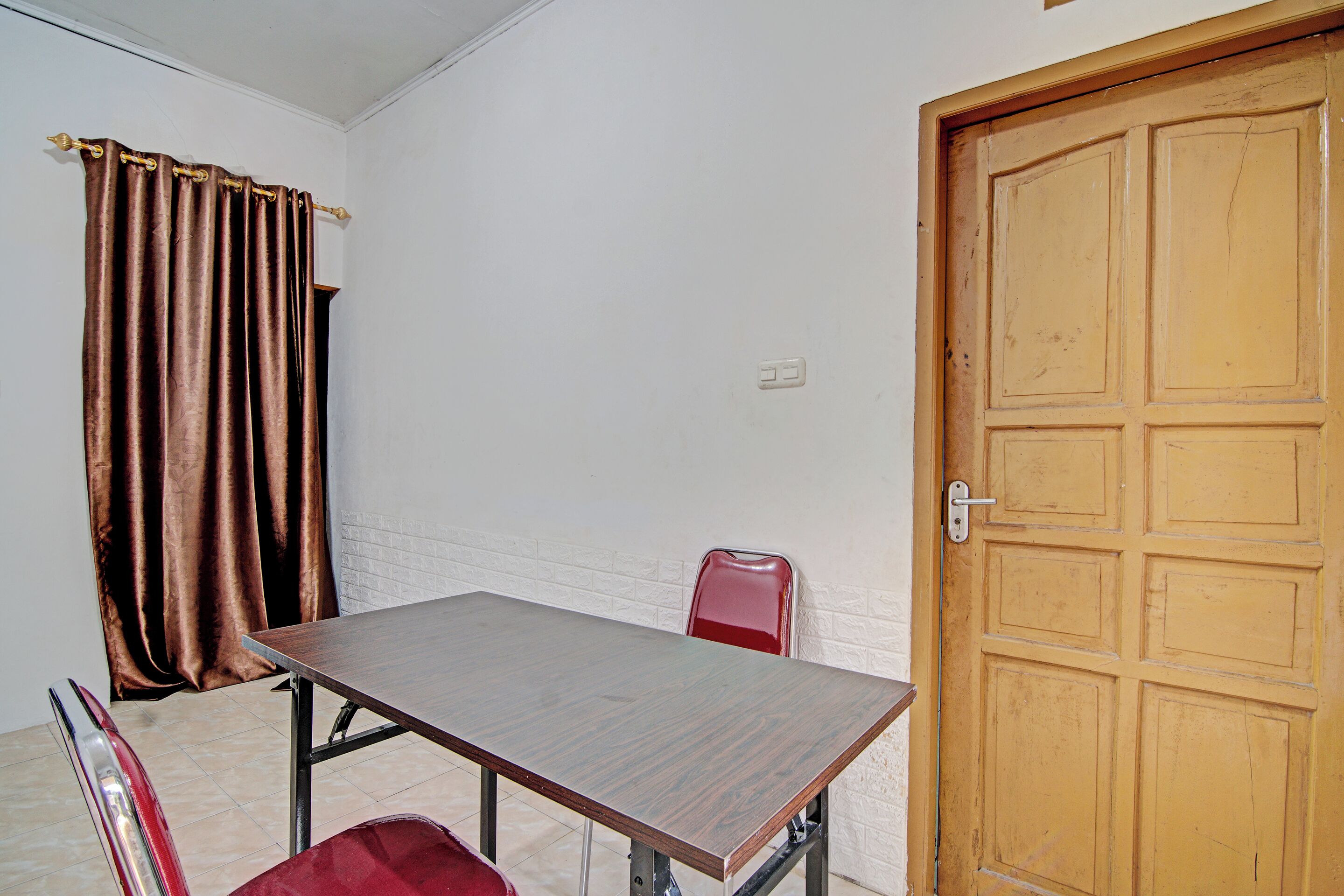 SPOT ON 92801 Penginapan Puti Syariah
