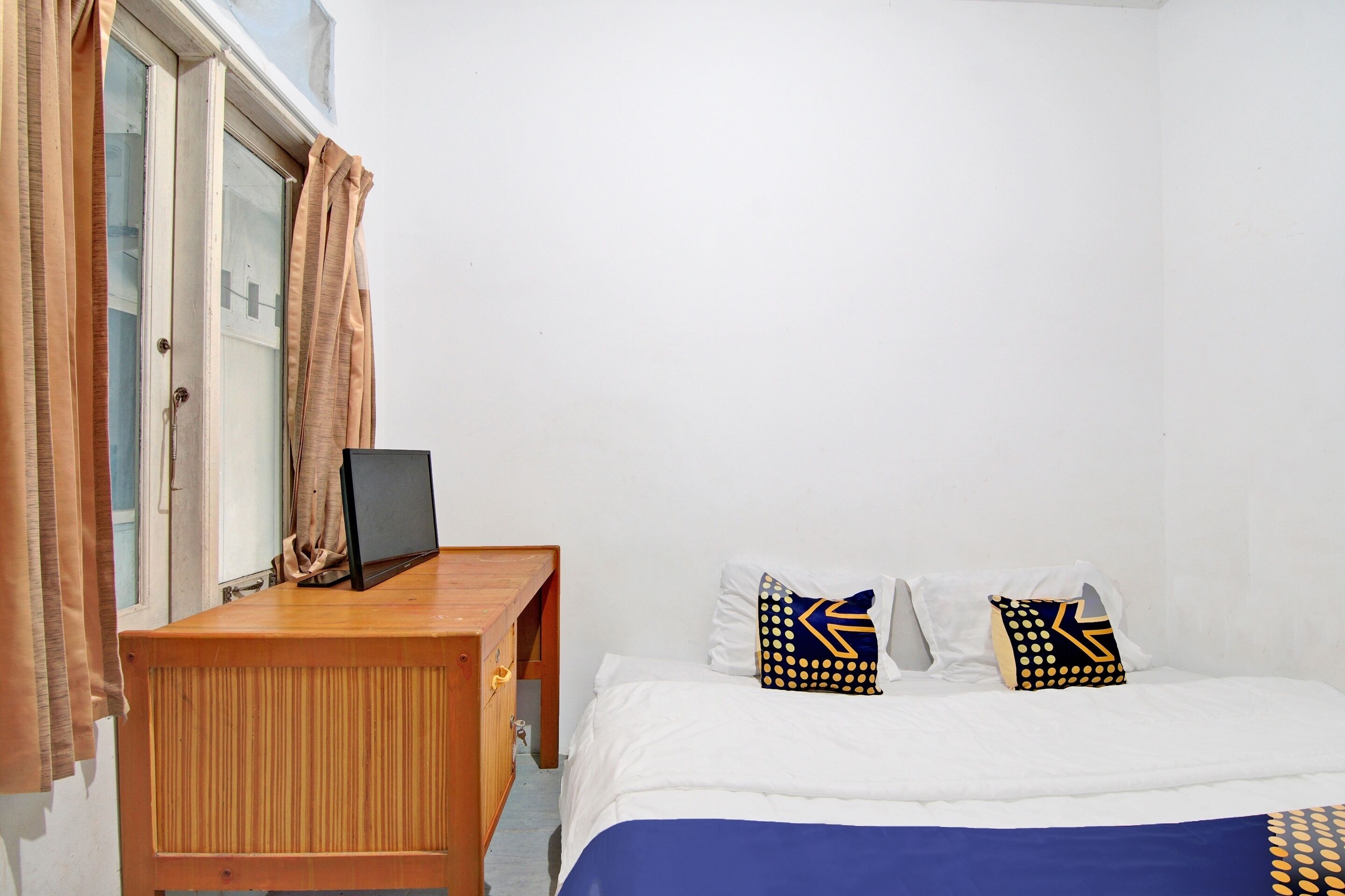 Spot On 92974 Arsen House