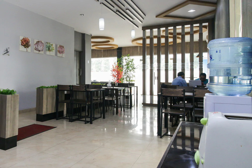 Toptel Hotel by Airy Rooms