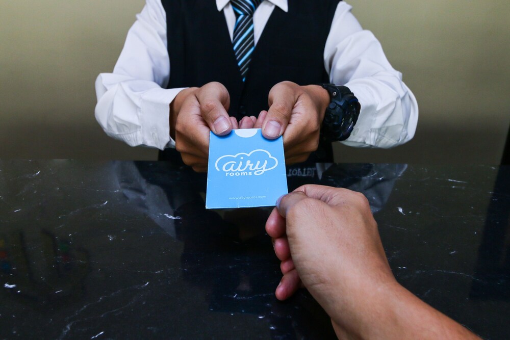 Toptel Hotel by Airy Rooms