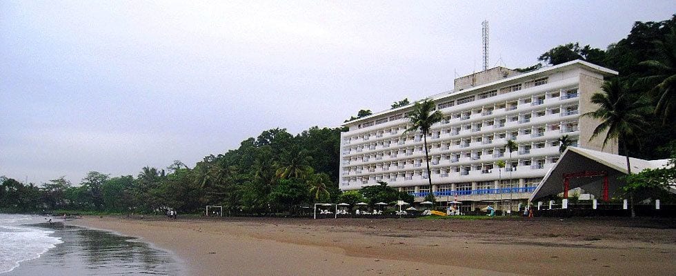 Grand Inna Samudra Beach