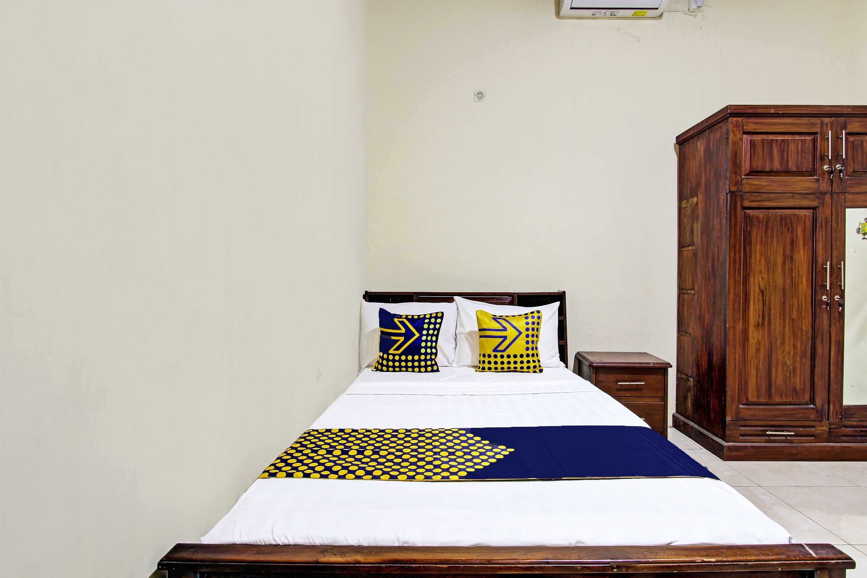 SPOT ON 92424 Wulan Homestay Syariah