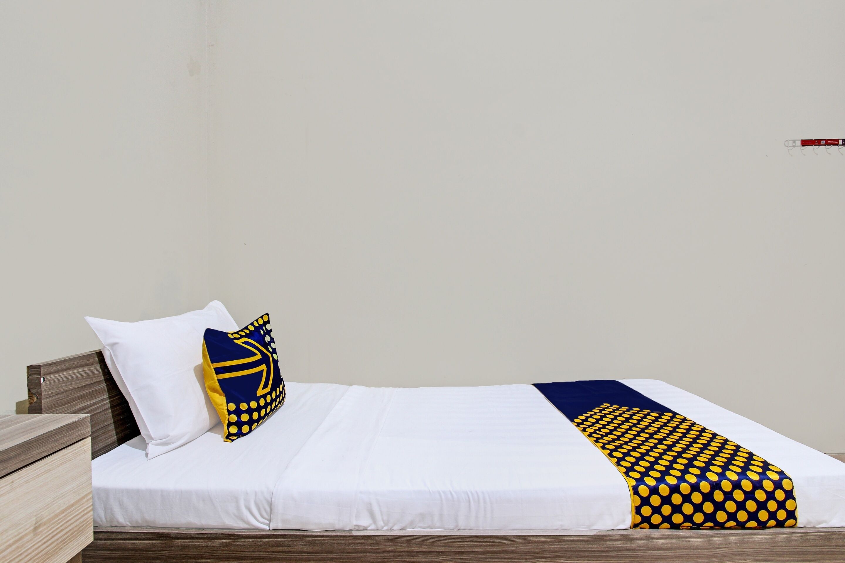 SPOT ON 92424 Wulan Homestay Syariah