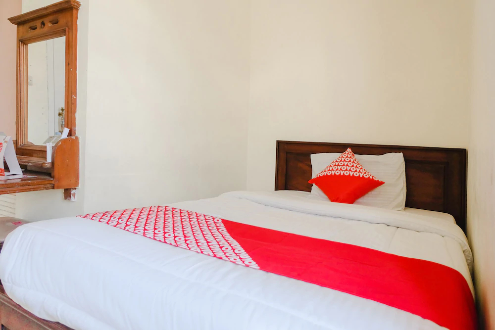 Tanggulasi Resto & Residence by OYO Rooms