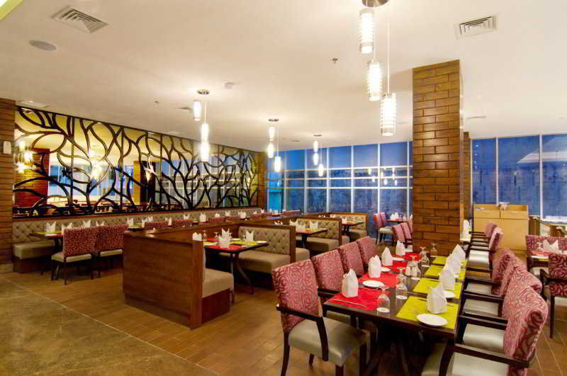 Horison Ultima Semarang