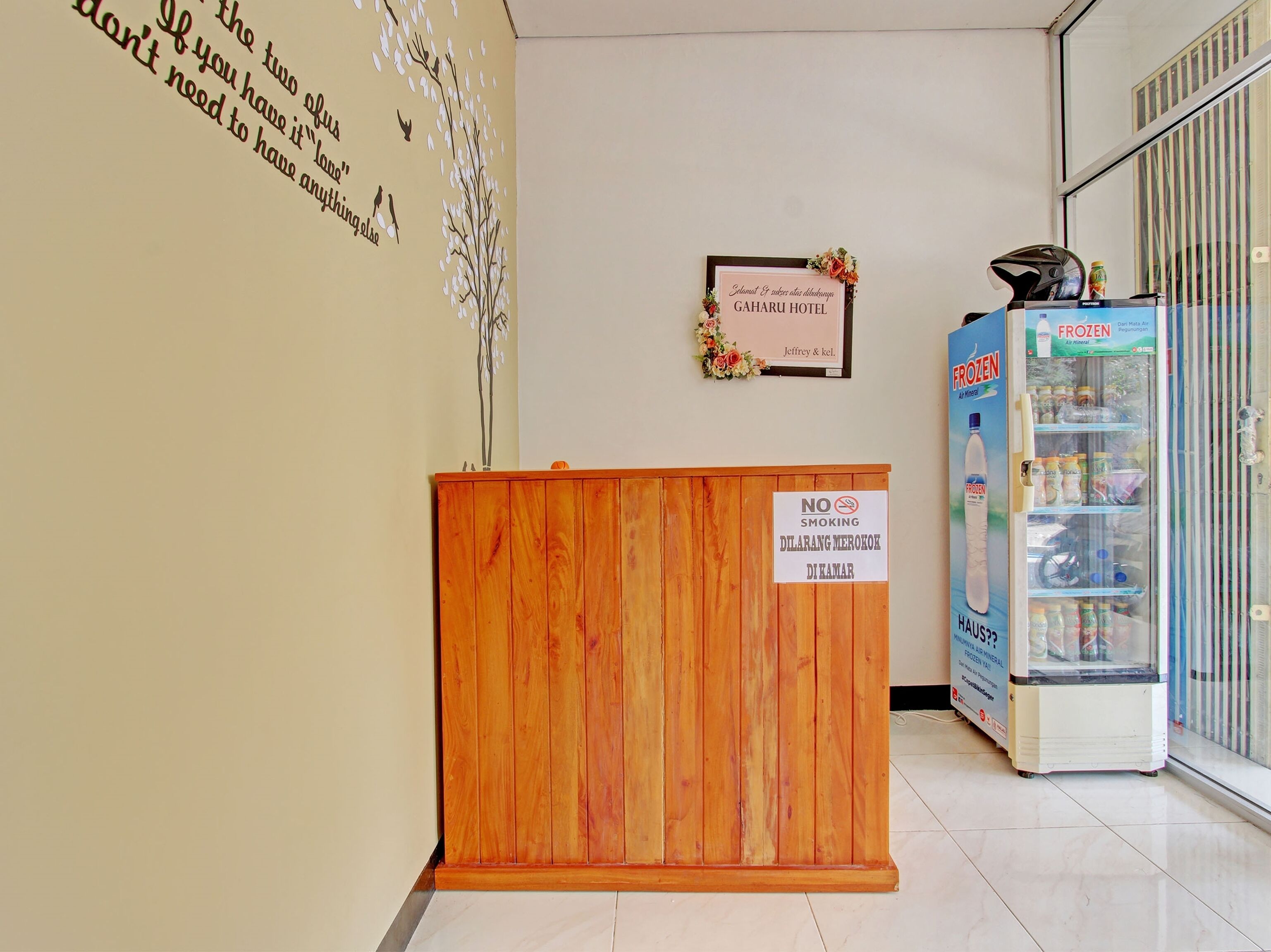 Collection O 92972 Gaharu Hotel