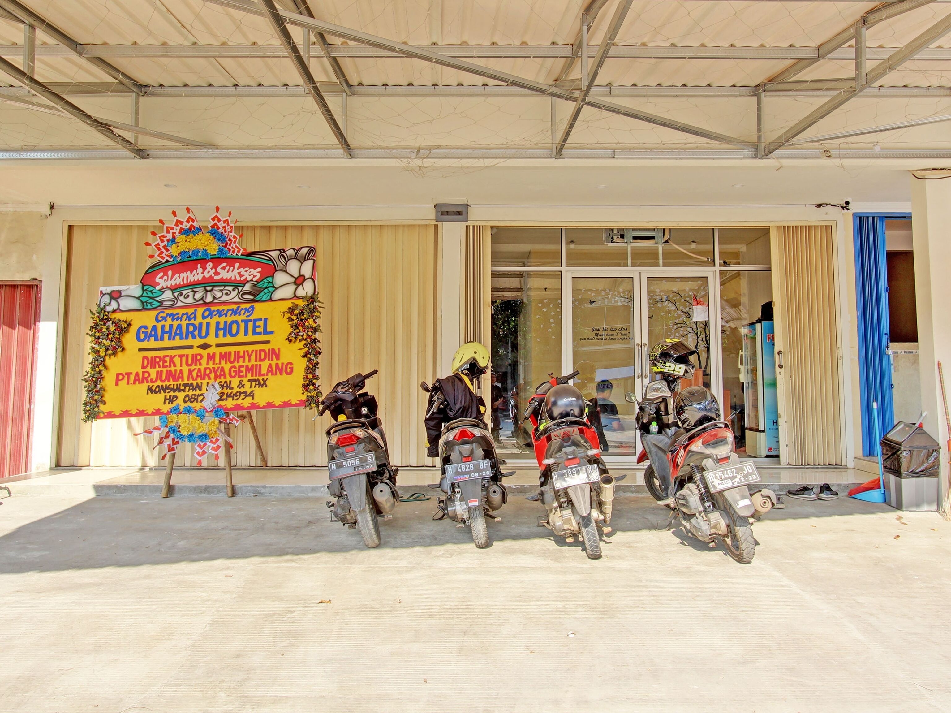 Collection O 92972 Gaharu Hotel