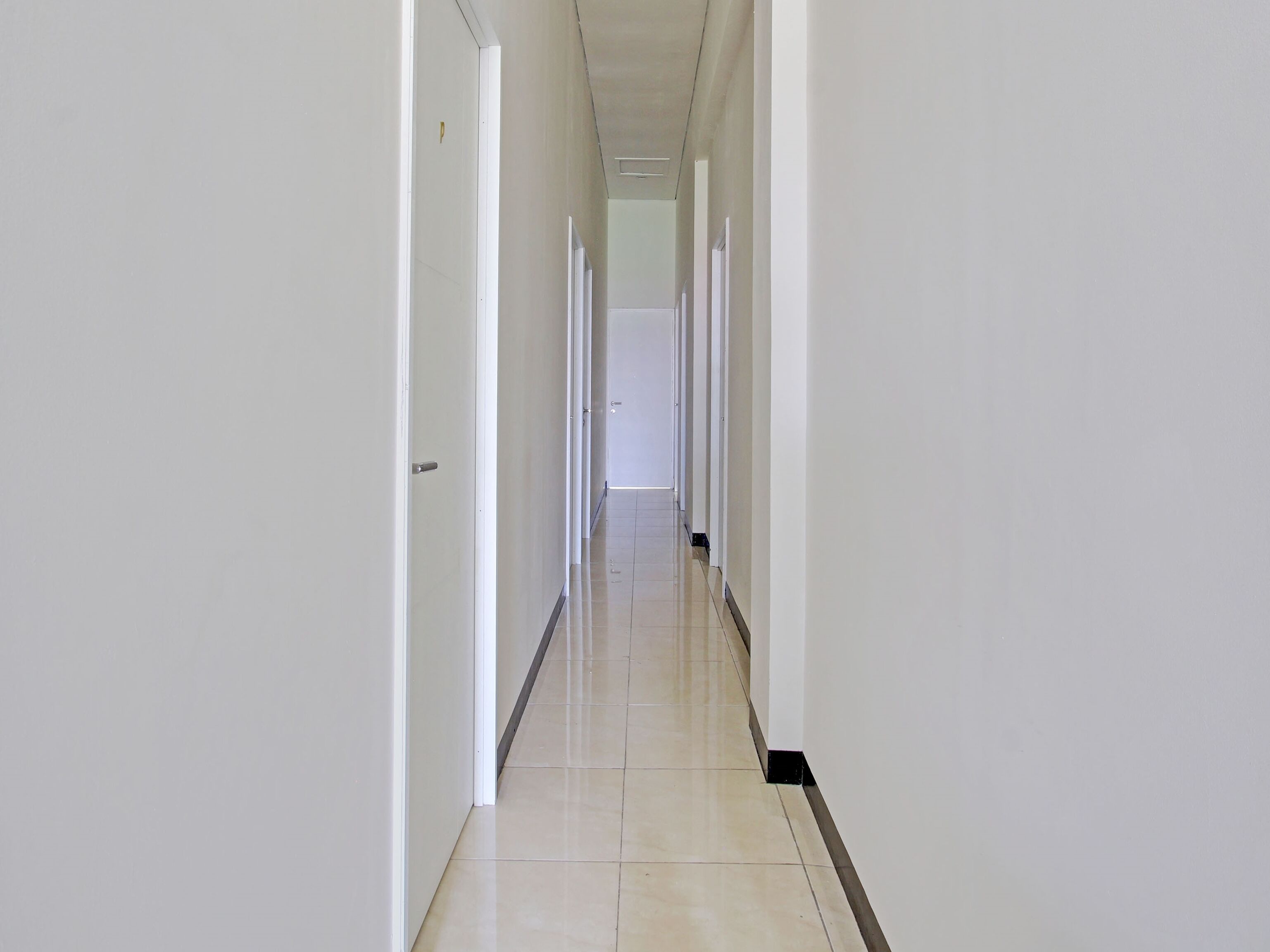 Collection O 92972 Gaharu Hotel