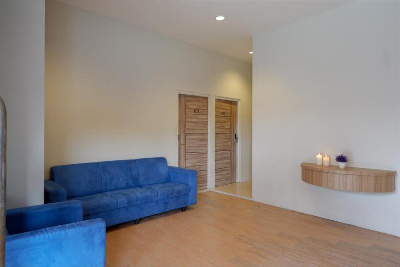 Gossip Guesthouse by Reddoorz