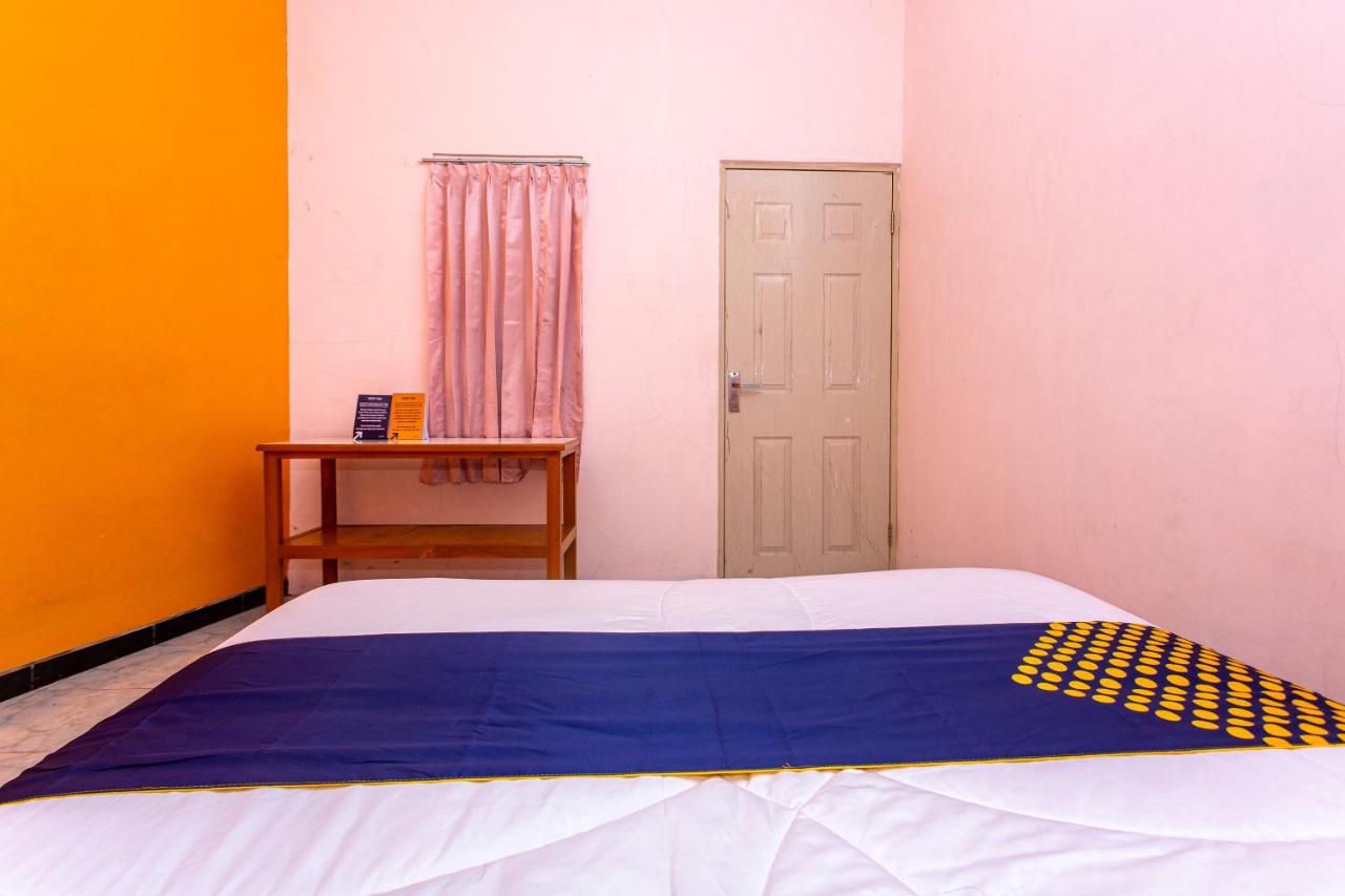 Homy House by OYO Rooms