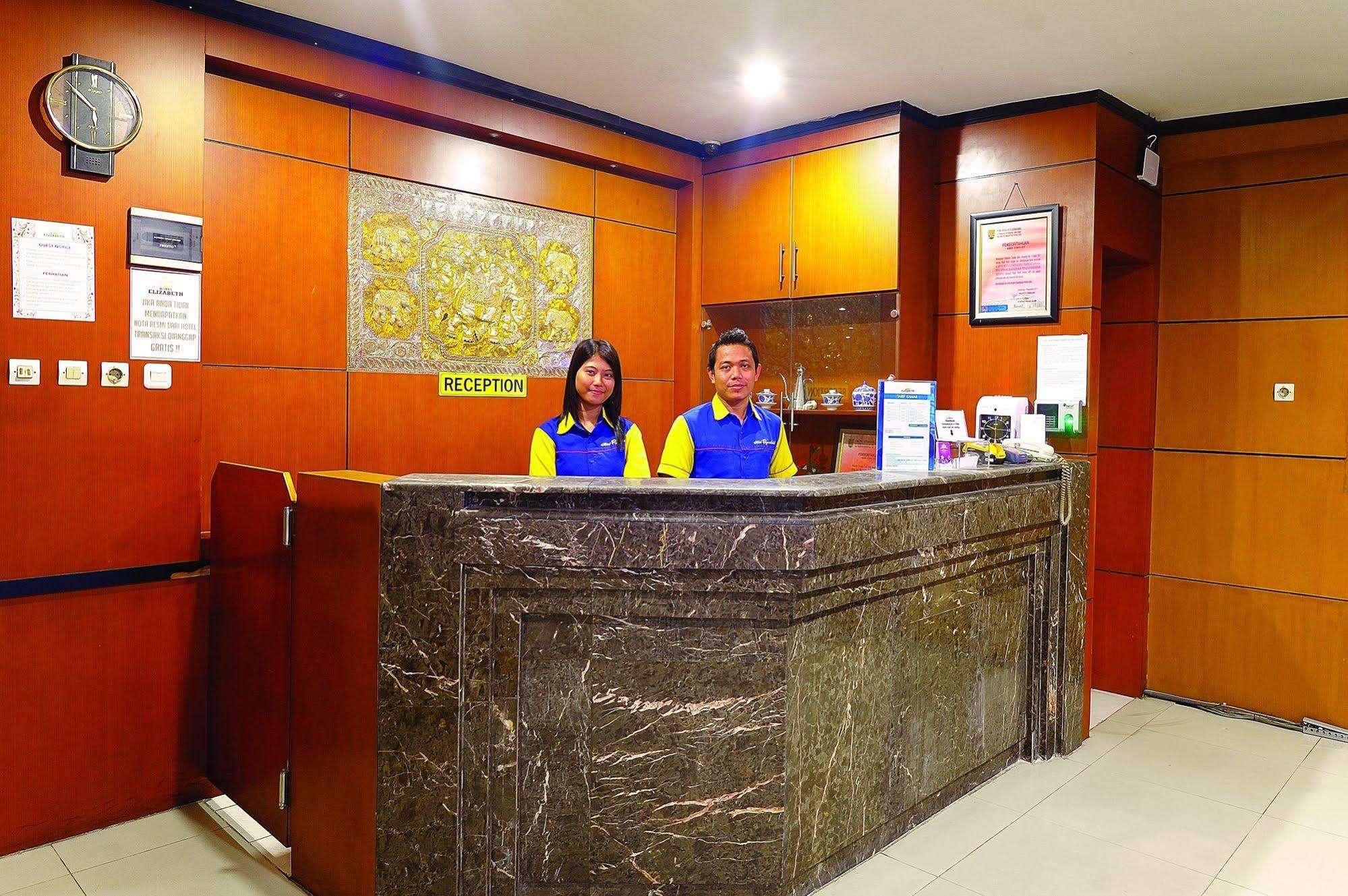 Nite & Day Semarang - Candi