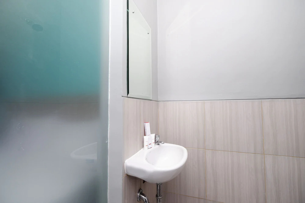 Kars Inn Semarang by OYO Rooms