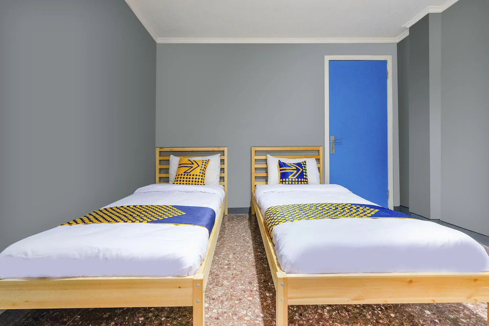 Omajo by OYO Rooms