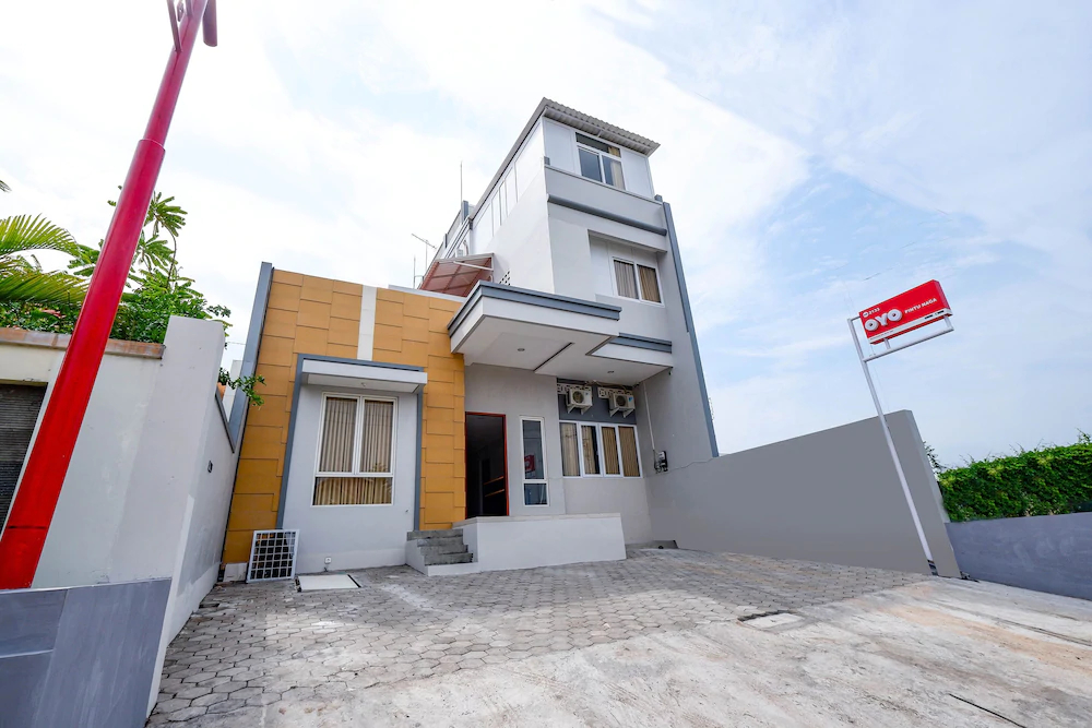 OYO 2133 Pintu Naga