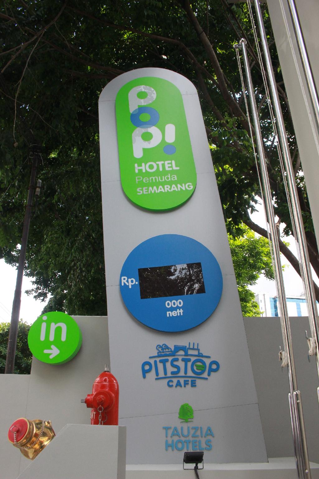 Pop Hotel Pemuda Semarang