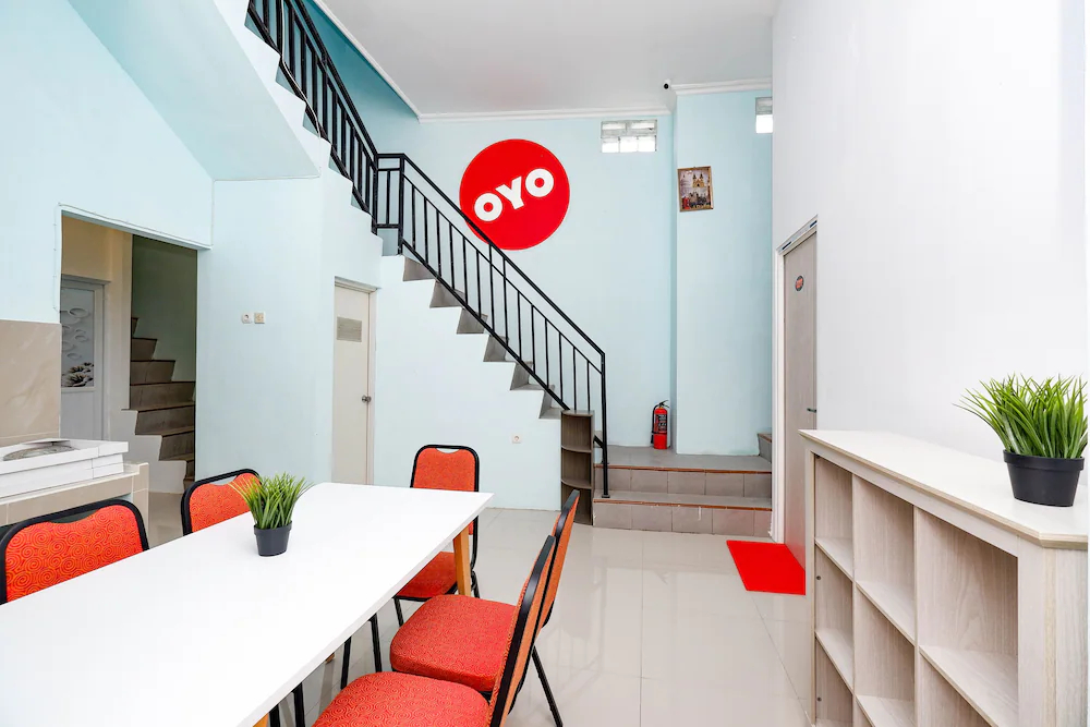 Puspa Residence by OYO Rooms