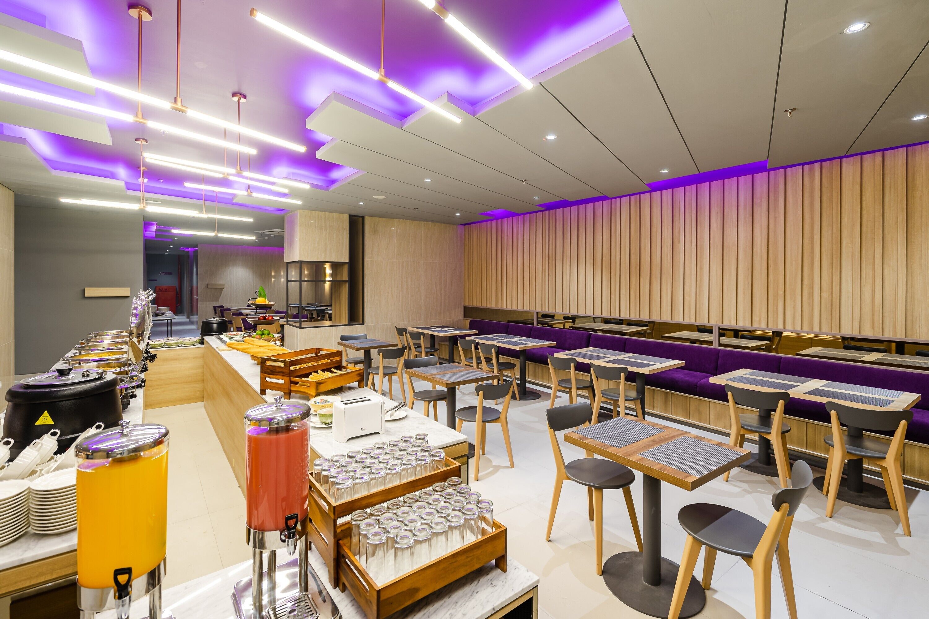 Quest Hotel Prime Pemuda - Semarang