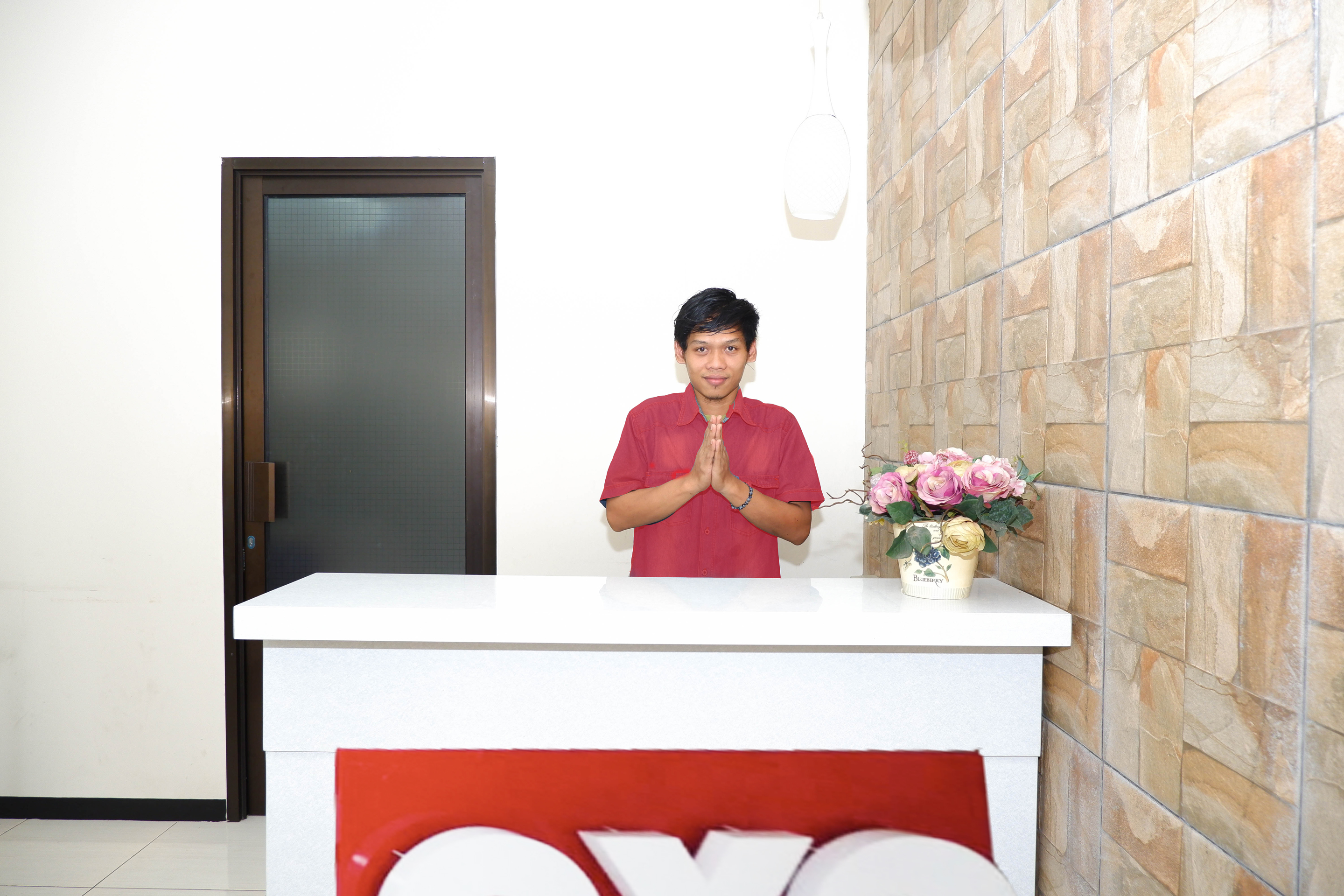 Sky Guesthouse By OYO Rooms