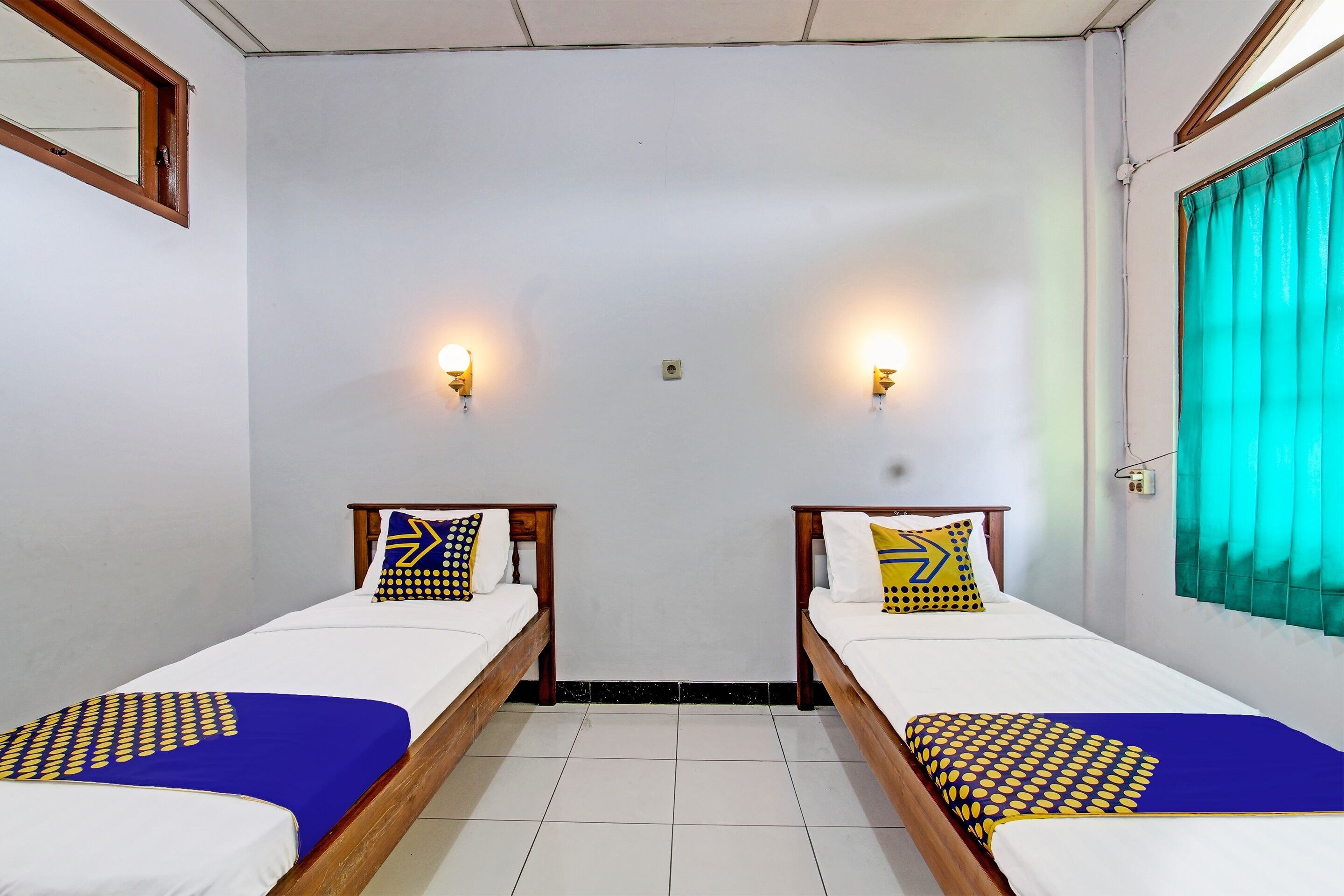 Spot On 91471 Syariah Wisma Uin Walisong