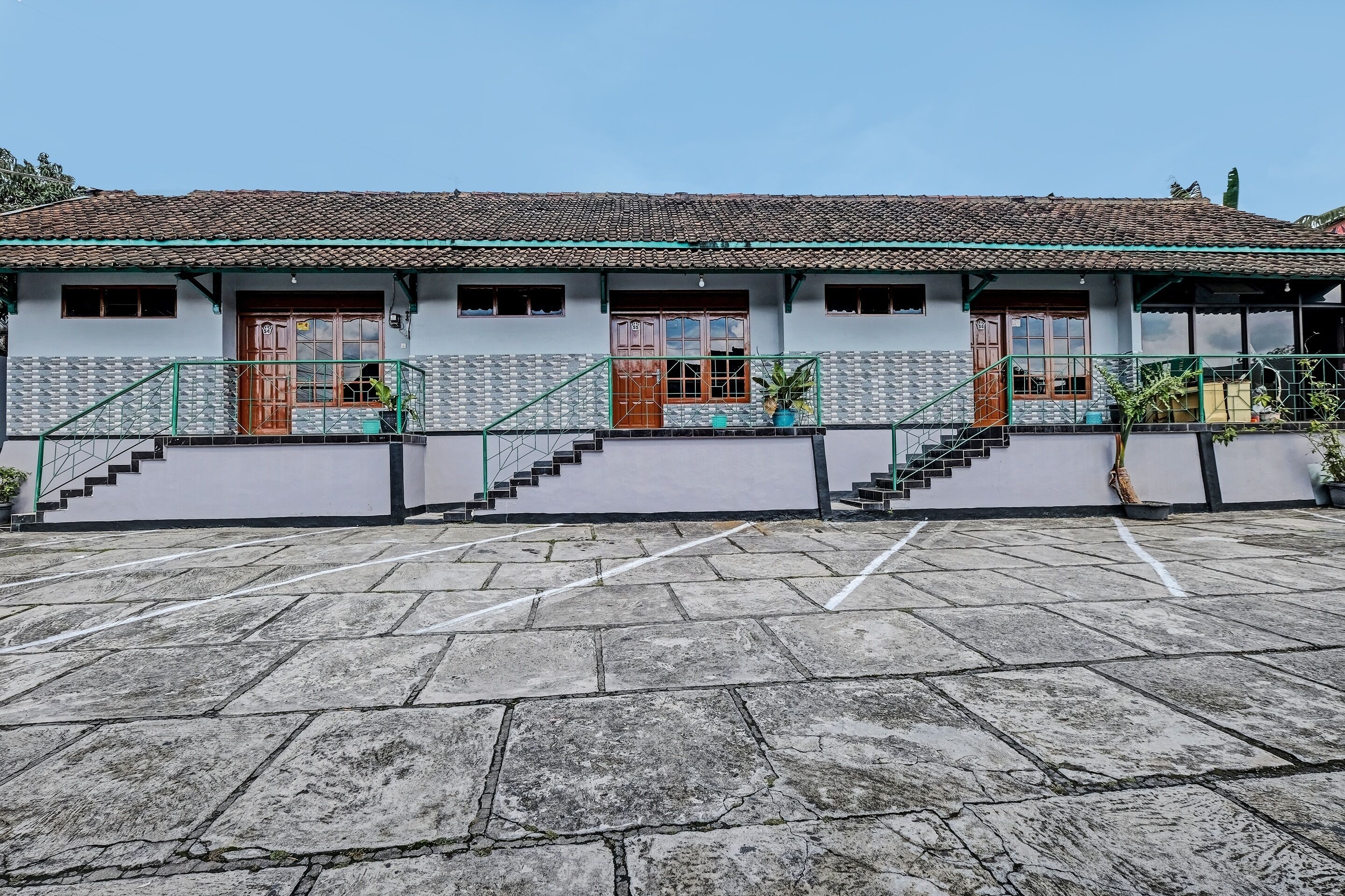 Spot On 91715 Hotel Citra Dewi 1