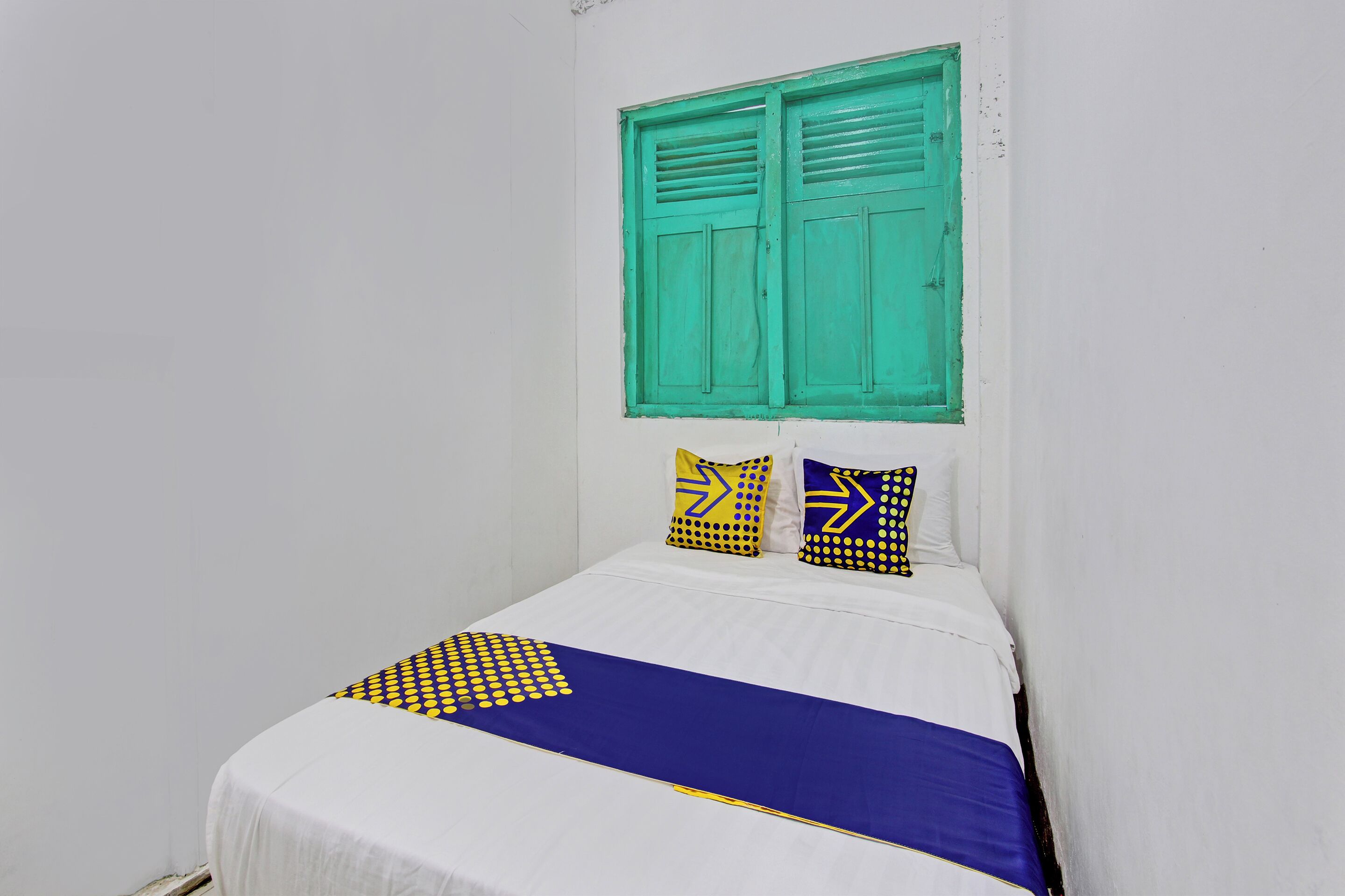 Spot On 92540 Karomah Kostel Syariah