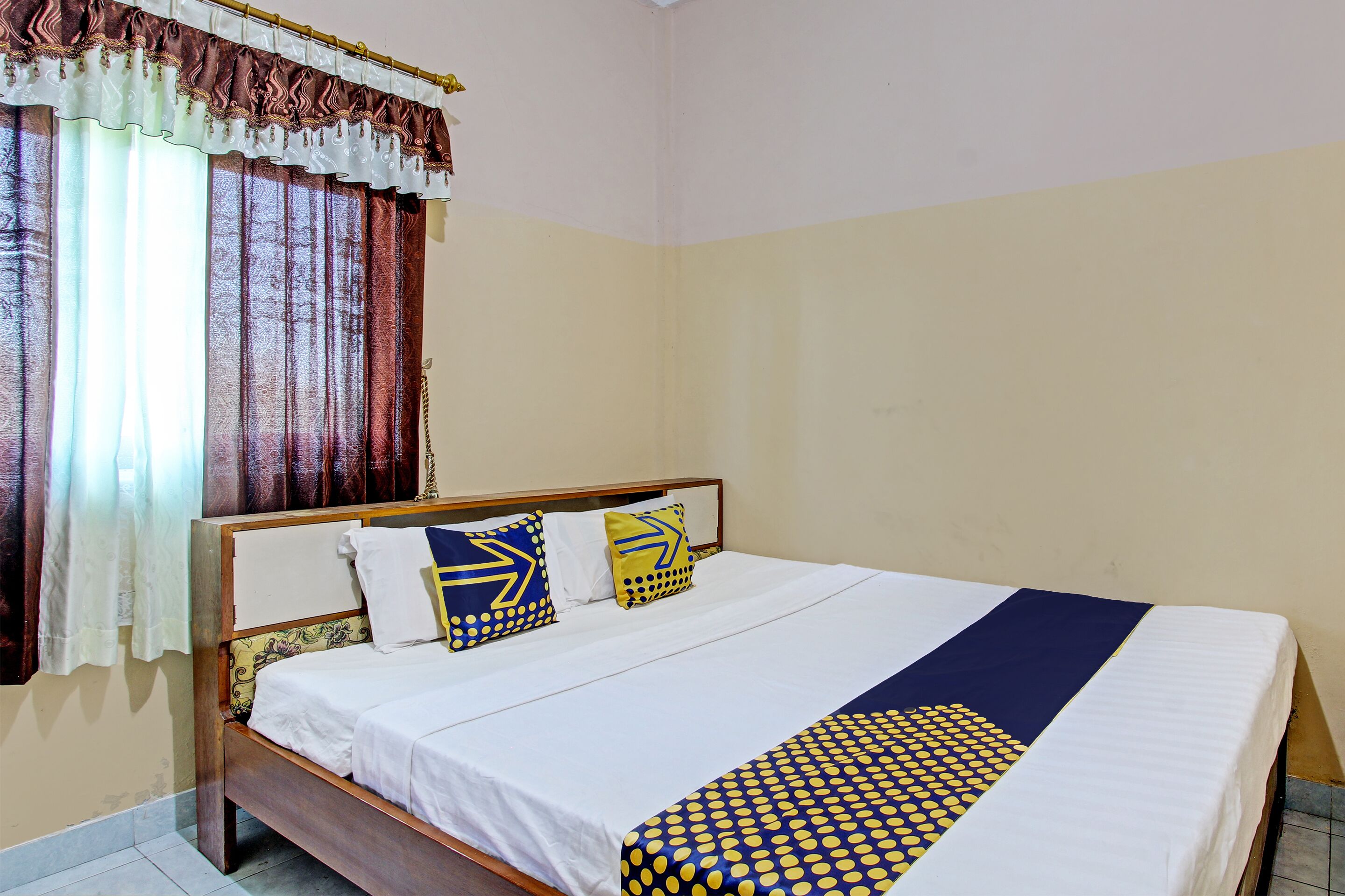 Spot On 92760 Global Media Homestay