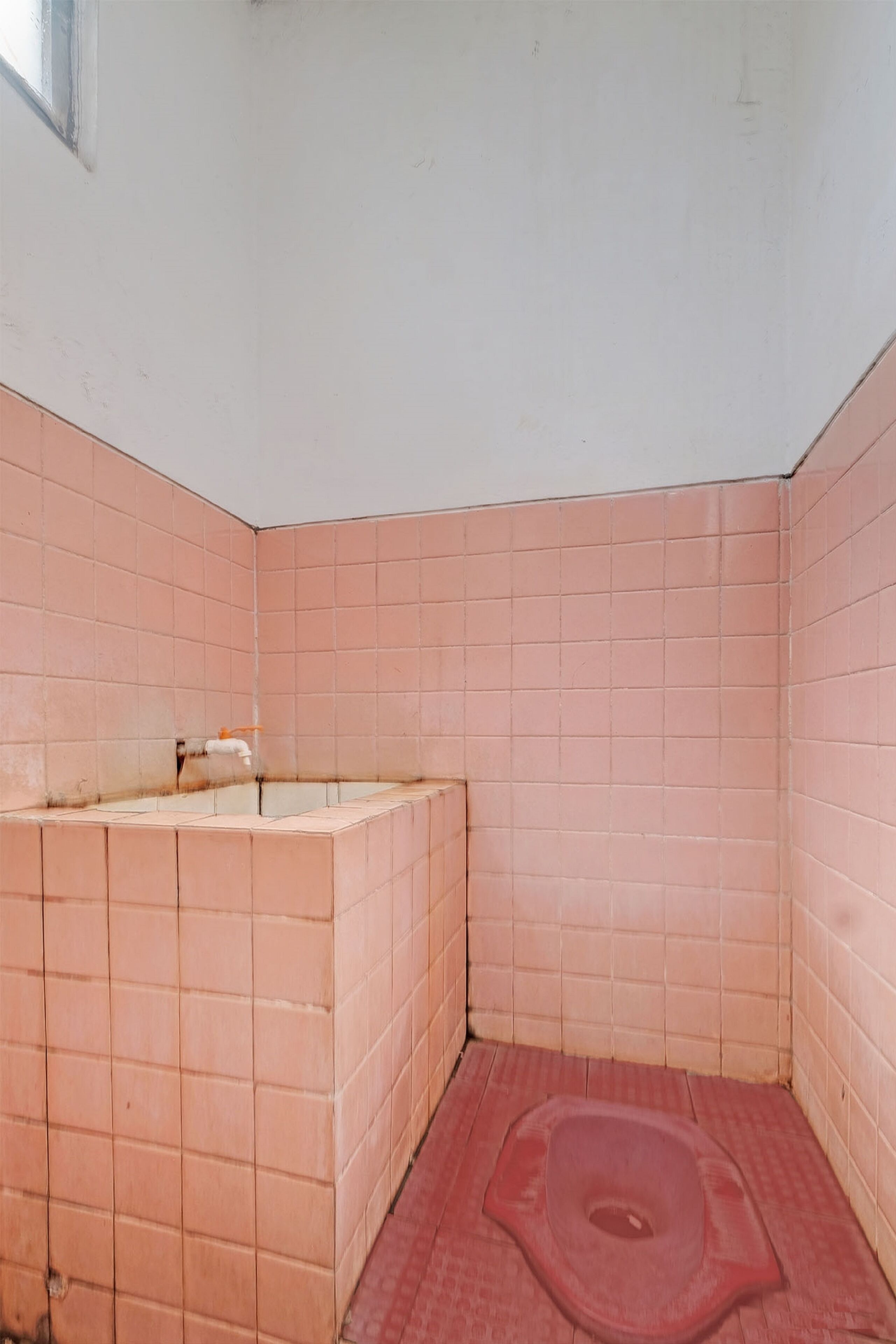 Spot On 92983 Hotel Ayu