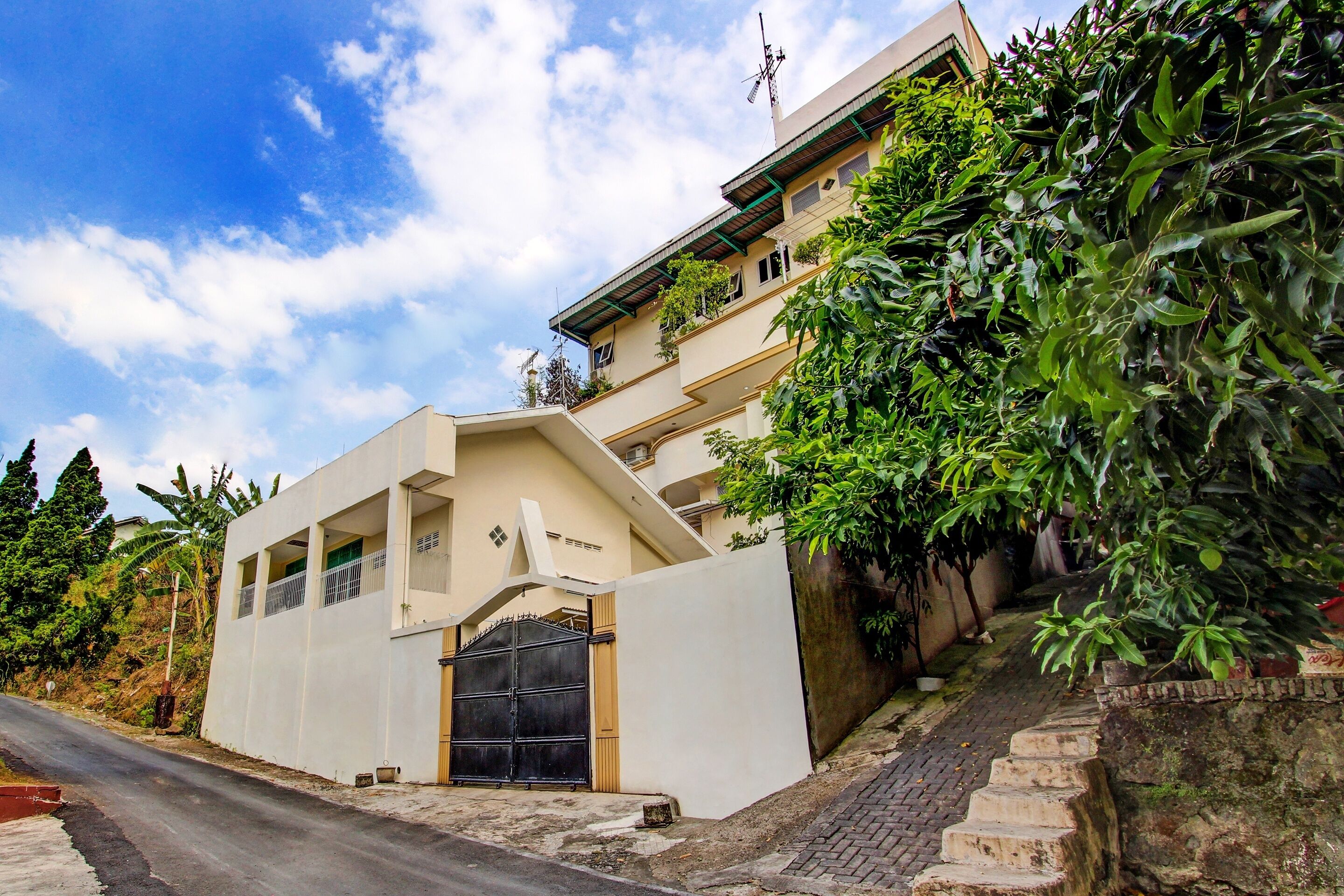 Tumesa Homestay 2 Syariah By OYO