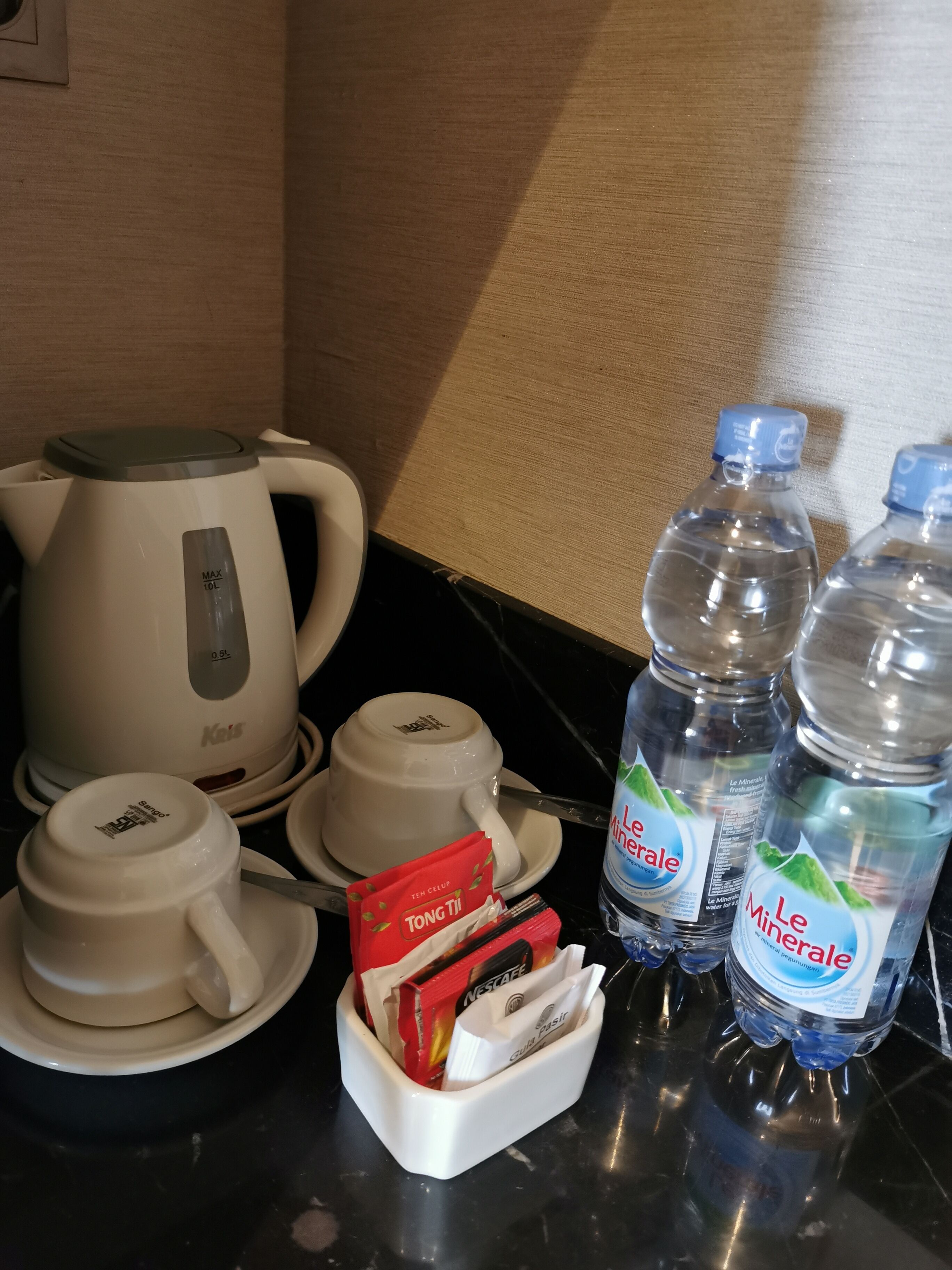 Warhol Residence at Louis Kienne Semarang Simpang Lima