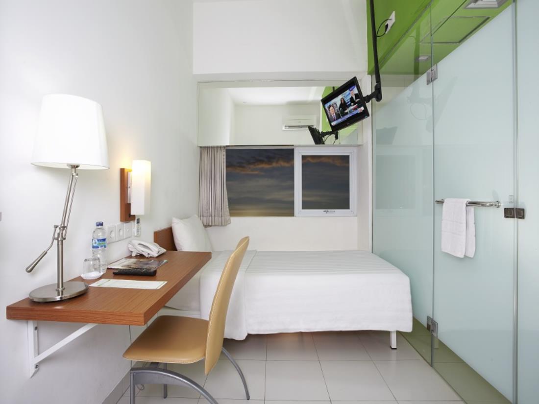 Whiz Hotel Pemuda Semarang