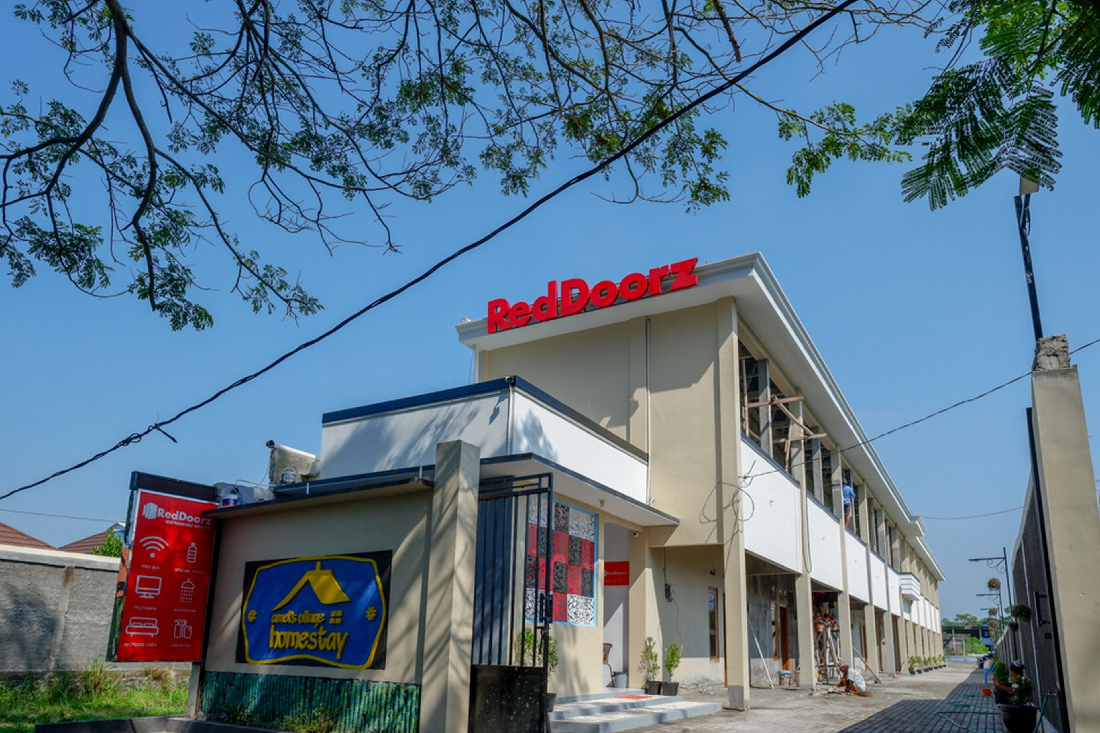 Amel's Village Homestay by RedDoorz