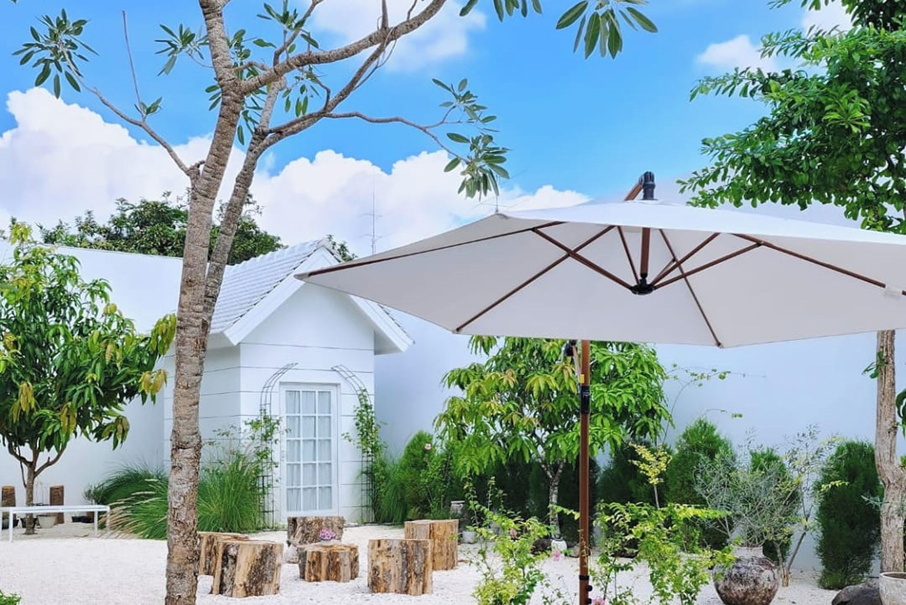 Floraison Living Villa